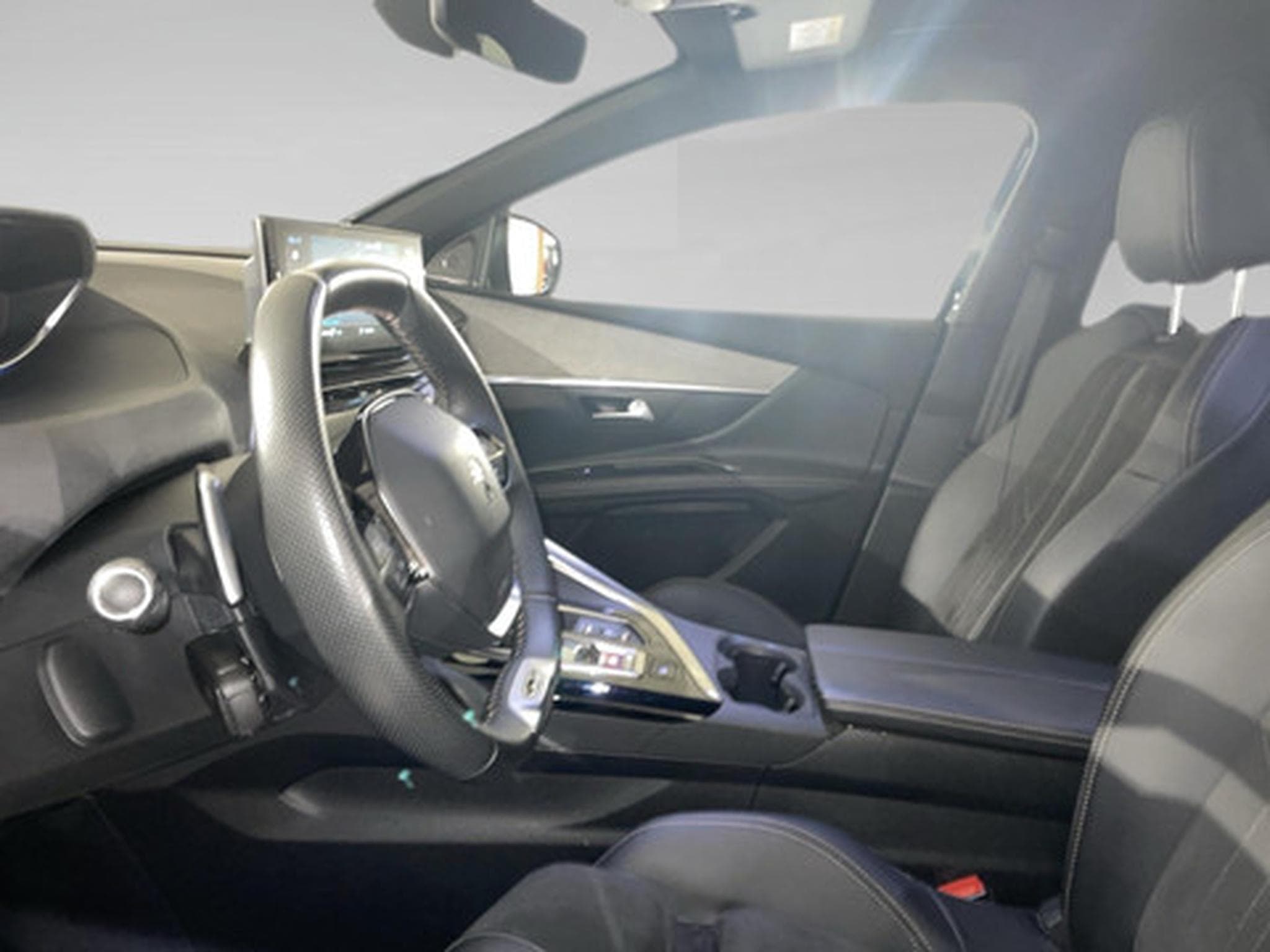 Peugeot 5008 2.0 BlueHDi 130kW S&S EAT8 GT Pack (2022) - Photo 4