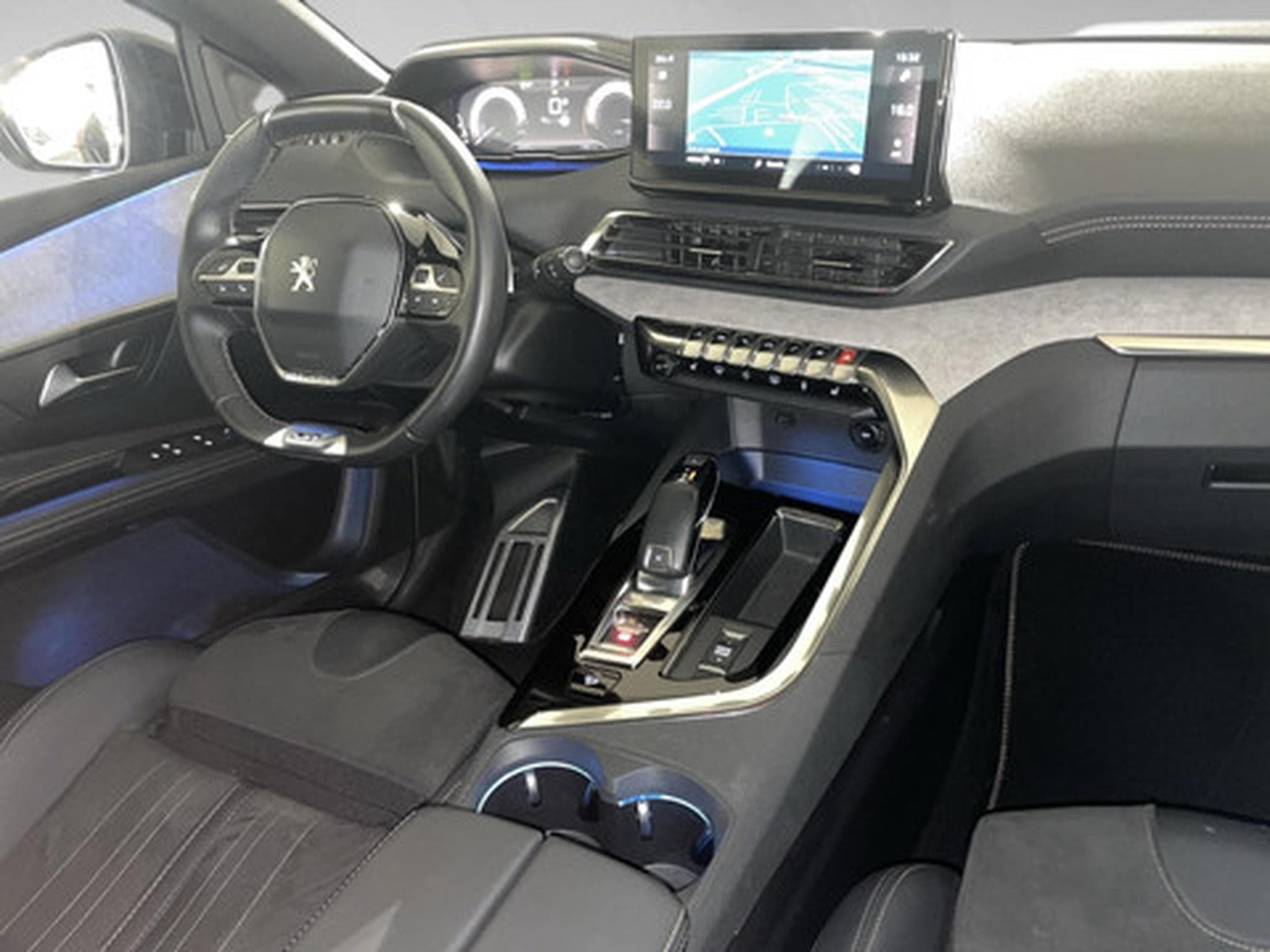 Peugeot 5008 2.0 BlueHDi 130kW S&S EAT8 GT Pack (2022) - Photo 7