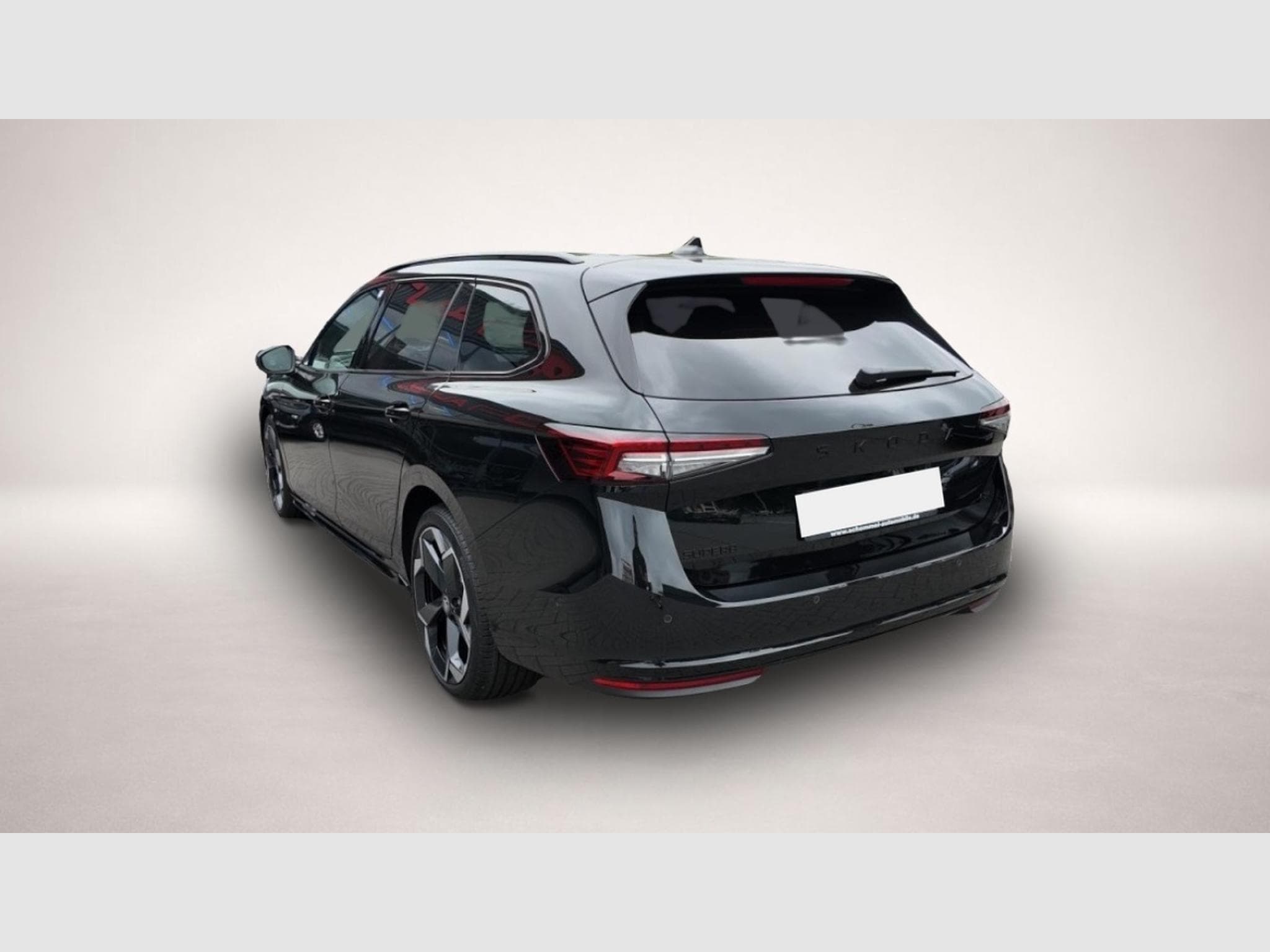 Skoda Superb (2025) - Photo 6
