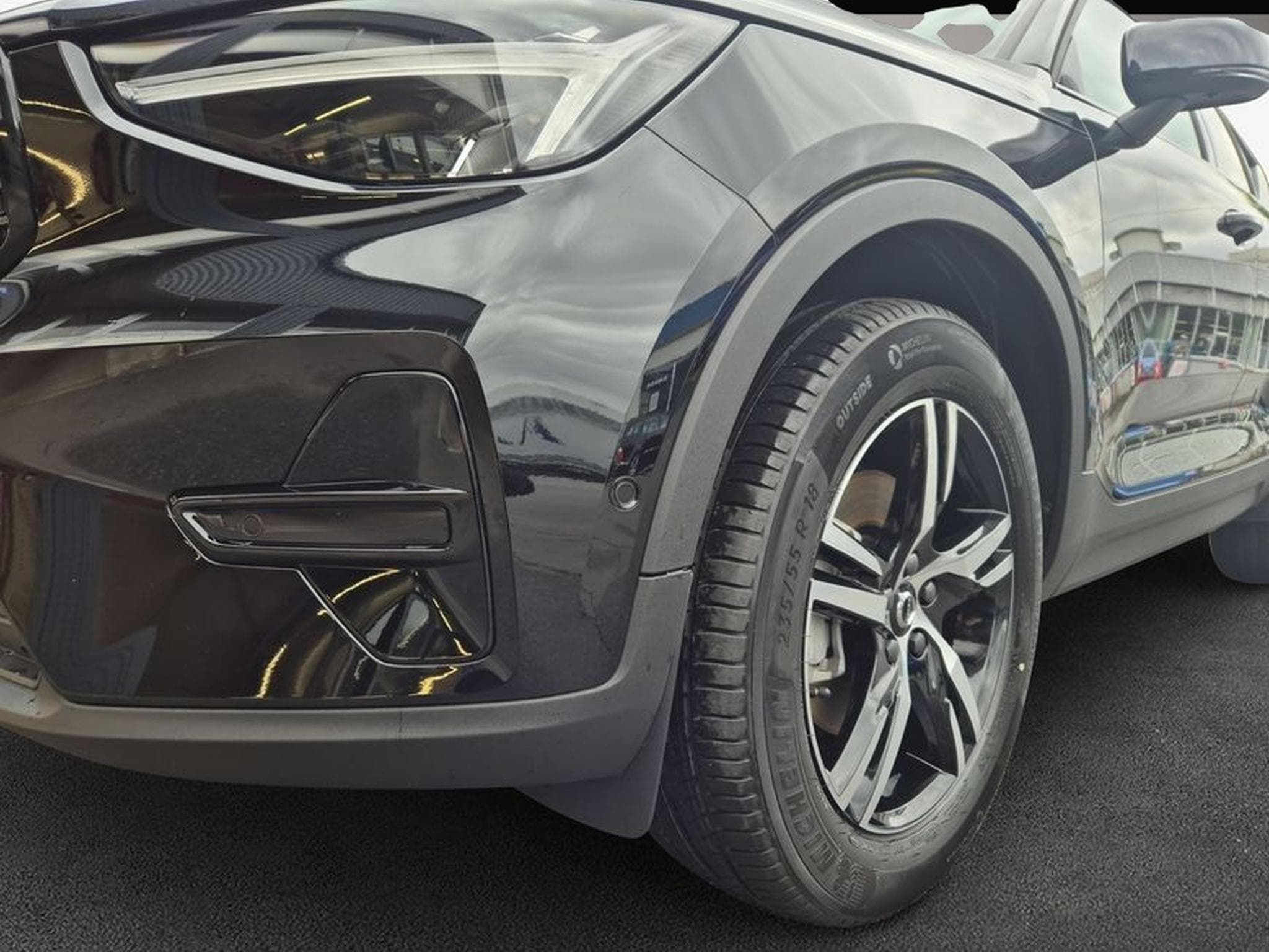 Volvo XC40 (2025) - Photo 6