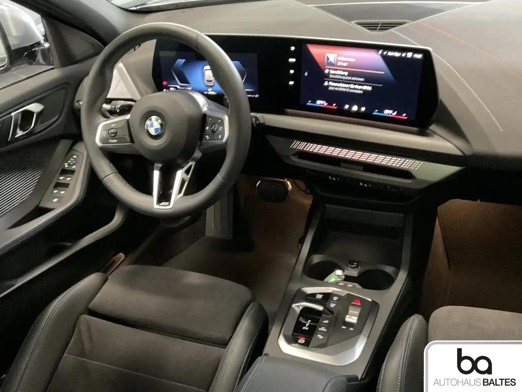 BMW 120 (2025) - Photo 9