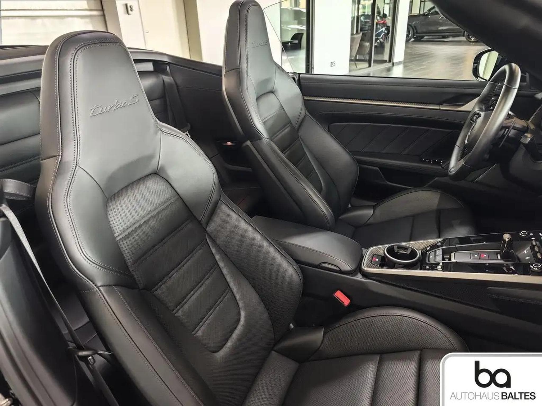 Porsche 911 (2026) - Photo 17