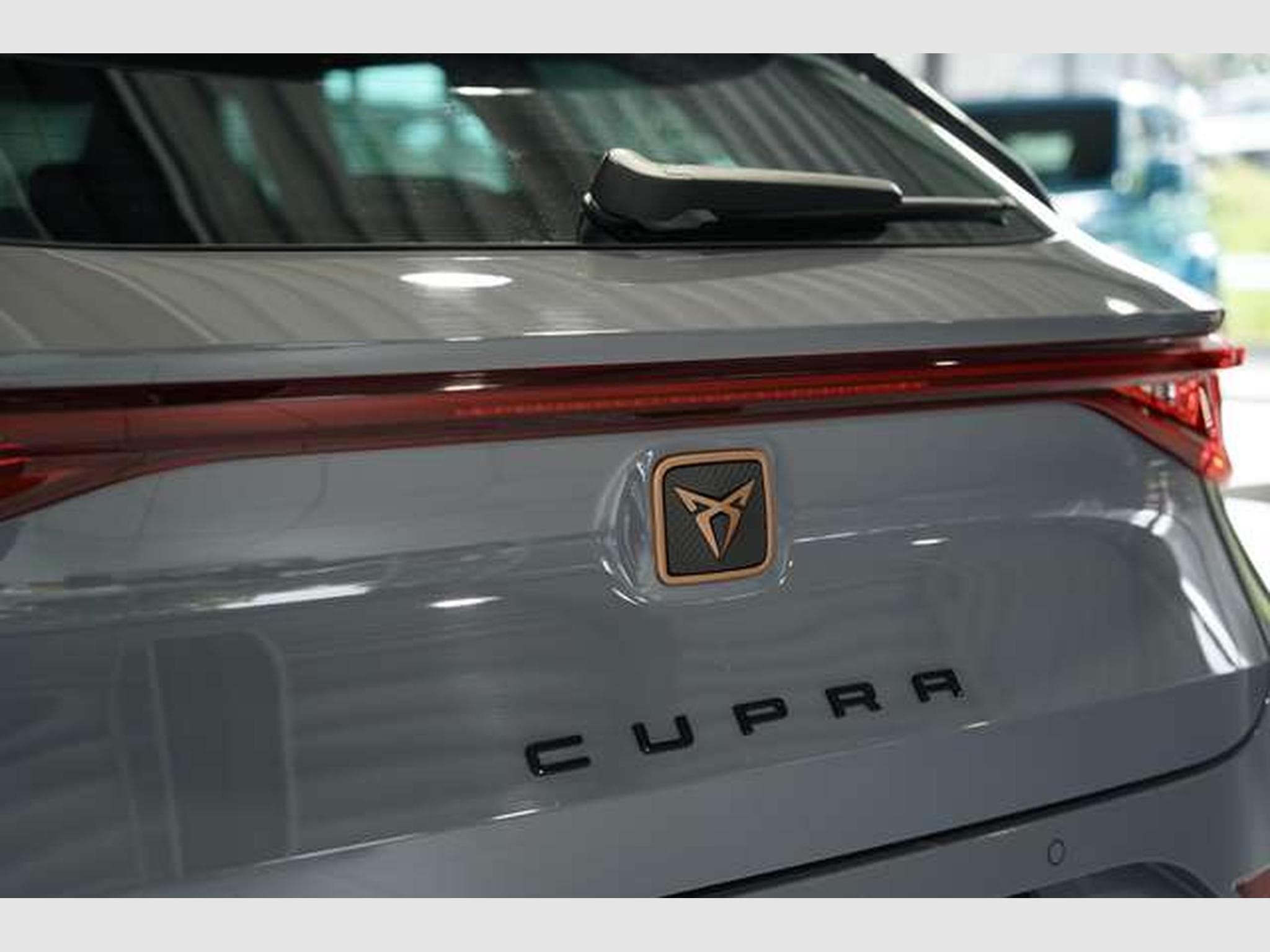 CUPRA Leon Sportstourer e-Hybrid 2.H *19 *Pano *ACC (2020) - Photo 14