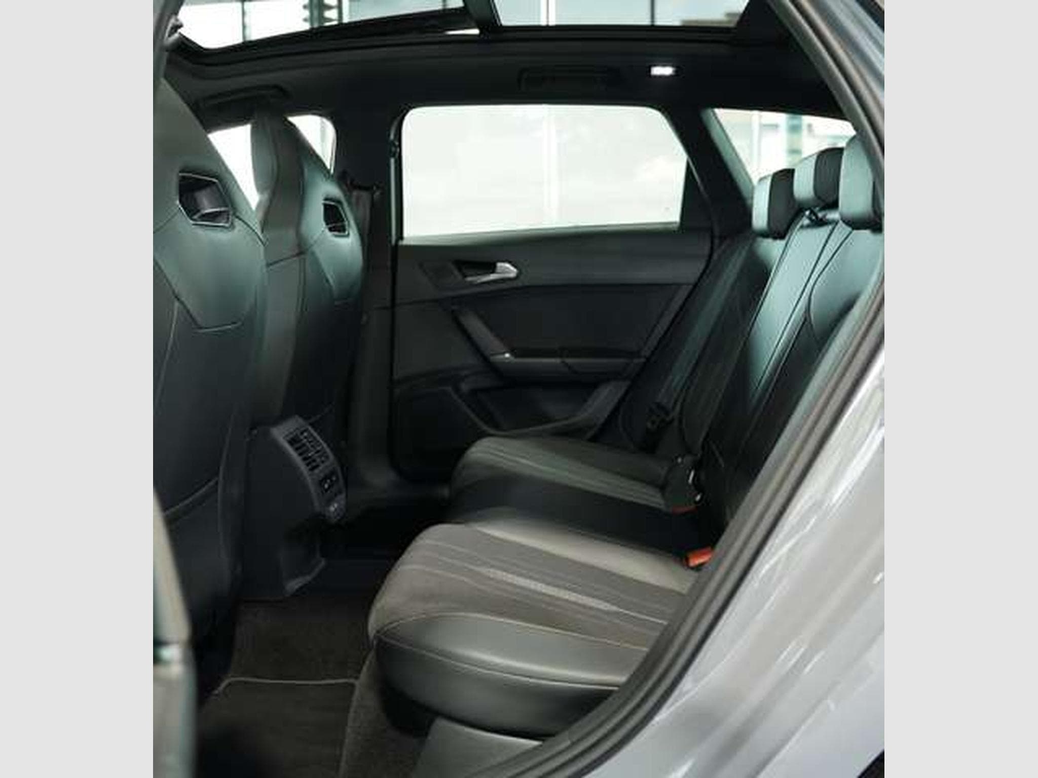 CUPRA Leon Sportstourer e-Hybrid 2.H *19 *Pano *ACC (2020) - Photo 20