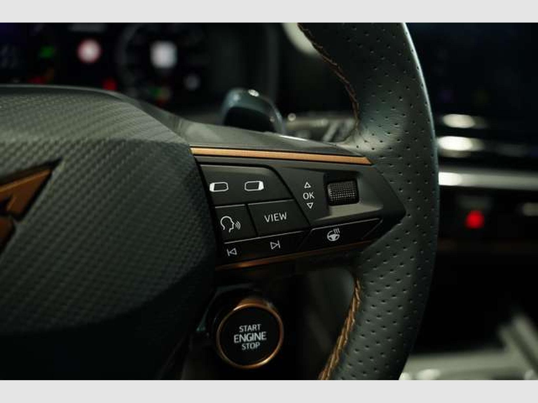 CUPRA Leon Sportstourer e-Hybrid 2.H *19 *Pano *ACC (2020) - Photo 36