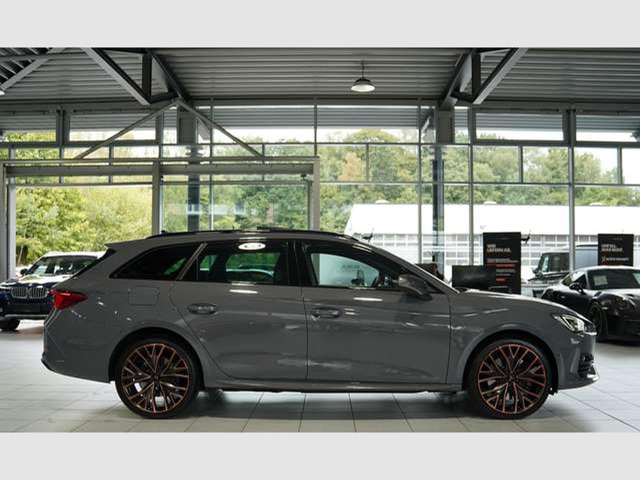 CUPRA Leon Sportstourer e-Hybrid 2.H *19 *Pano *ACC (2020) - Photo 7