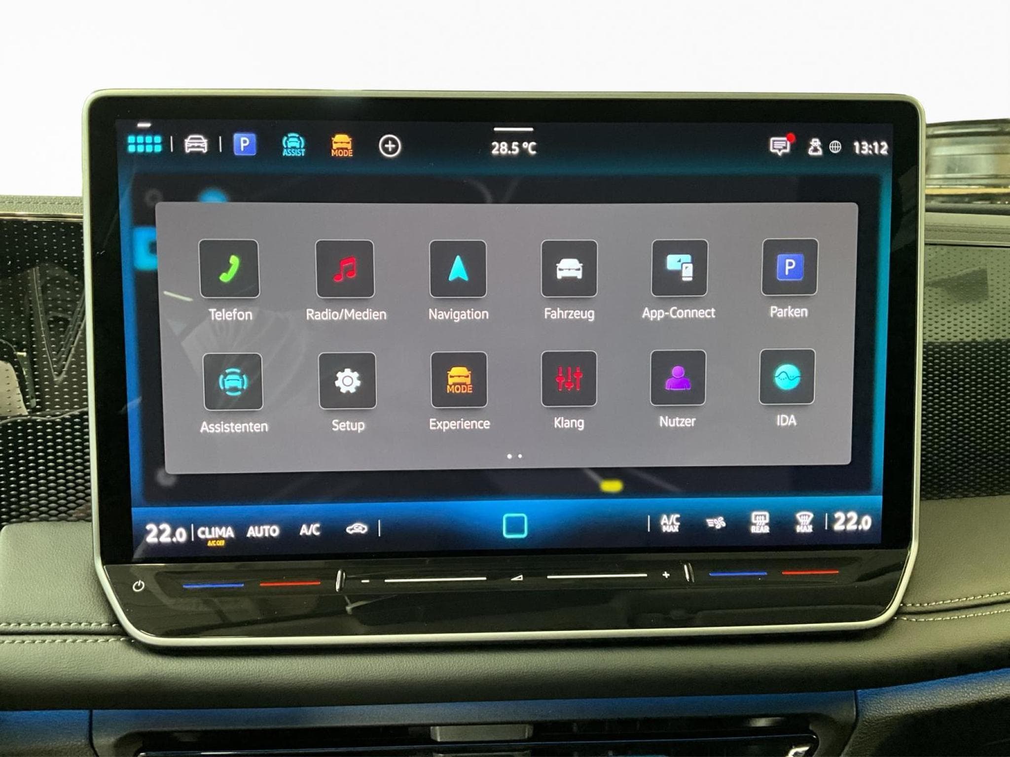 VW Tiguan Life+DSG+P.Info.+AHK+LED+Navi (2025) - Photo 15