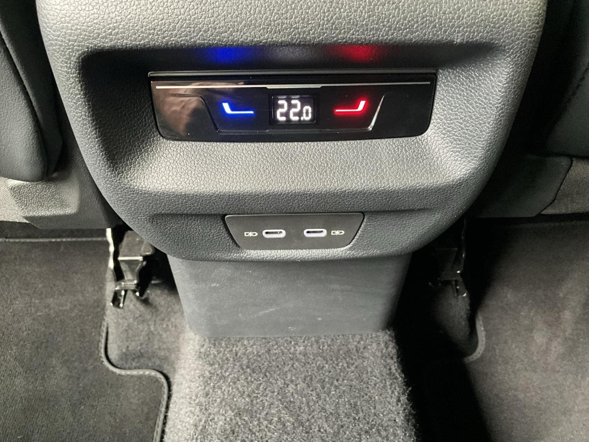 VW Tiguan Life+DSG+P.Info.+AHK+LED+Navi (2025) - Photo 19