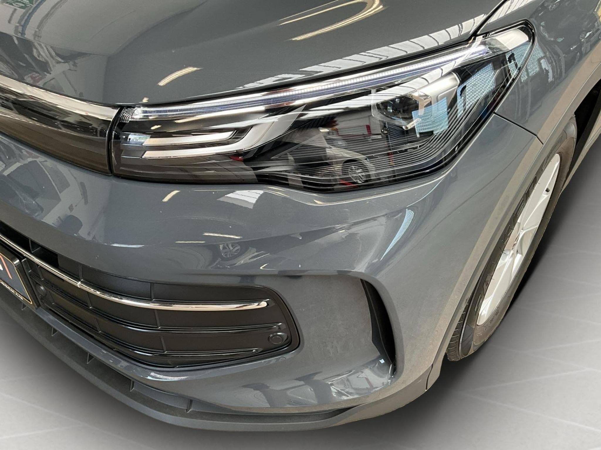 VW Tiguan Life+DSG+P.Info.+AHK+LED+Navi (2025) - Photo 9