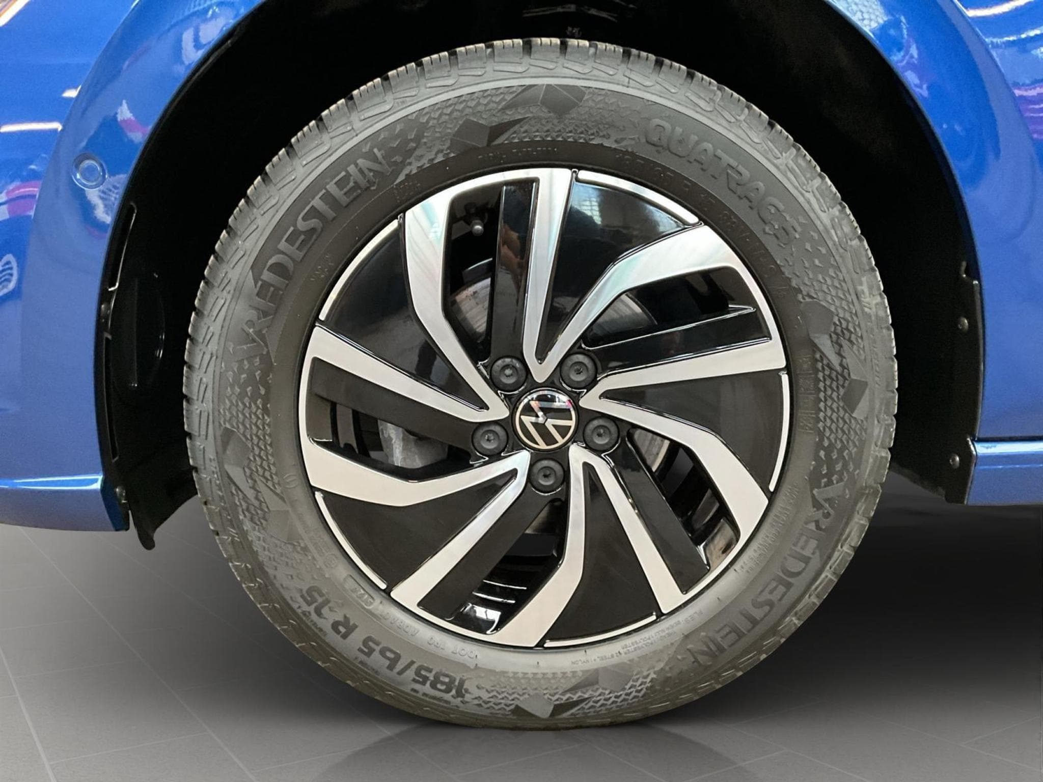 VW Polo Life+BVM+Park&Comf.+IQ-Drive (2025) - Photo 8