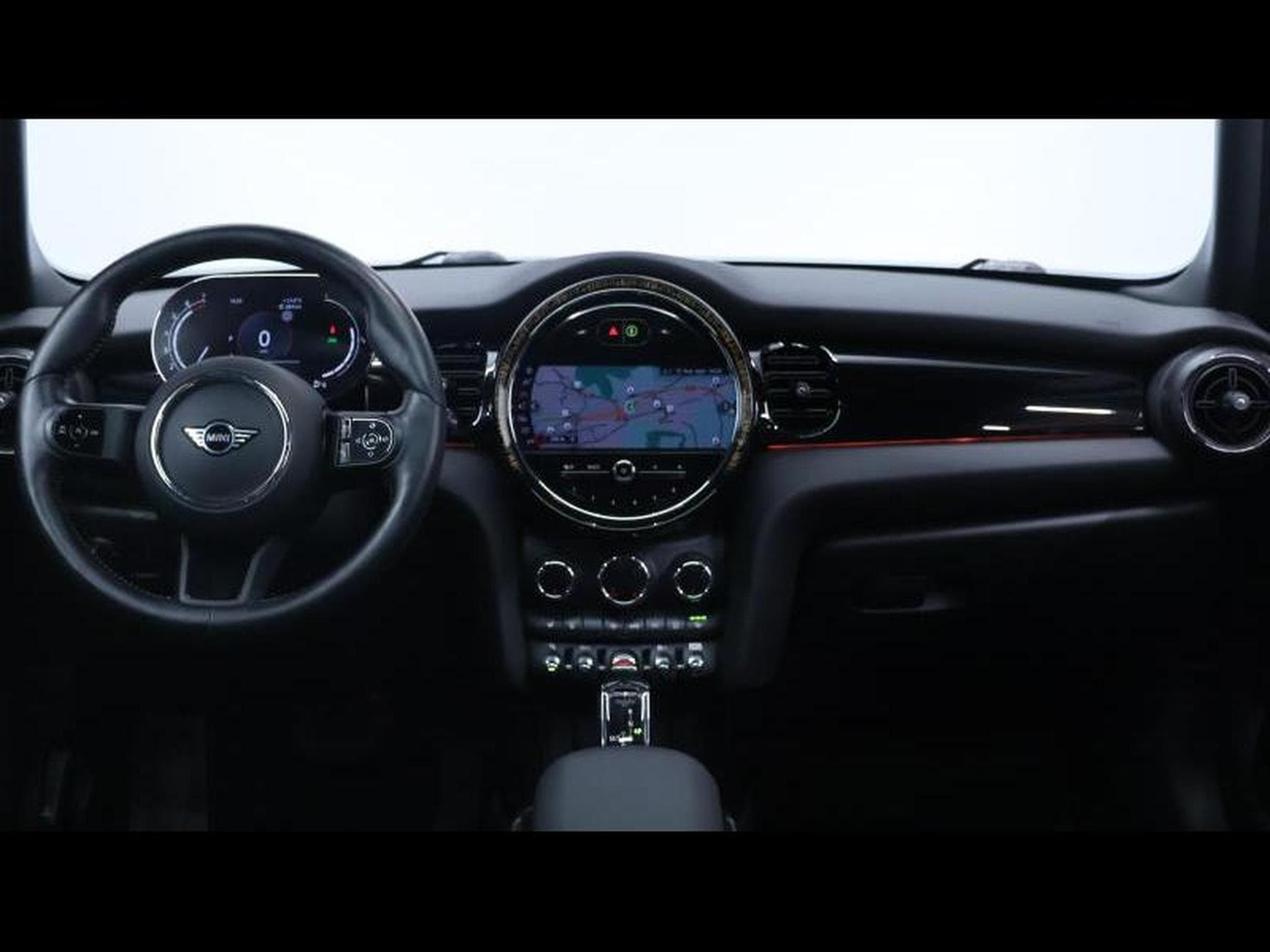 MINI Cooper 136 Hatch Stptronic (2022) - Photo 15