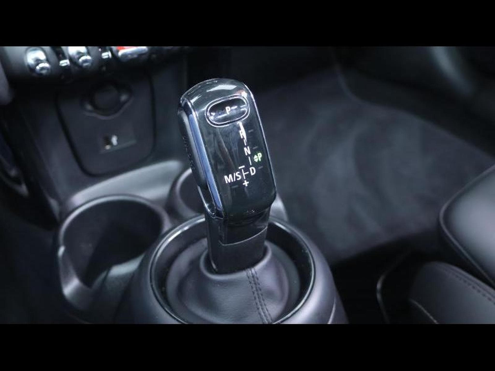 MINI Cooper 136 Hatch Stptronic (2022) - Photo 20