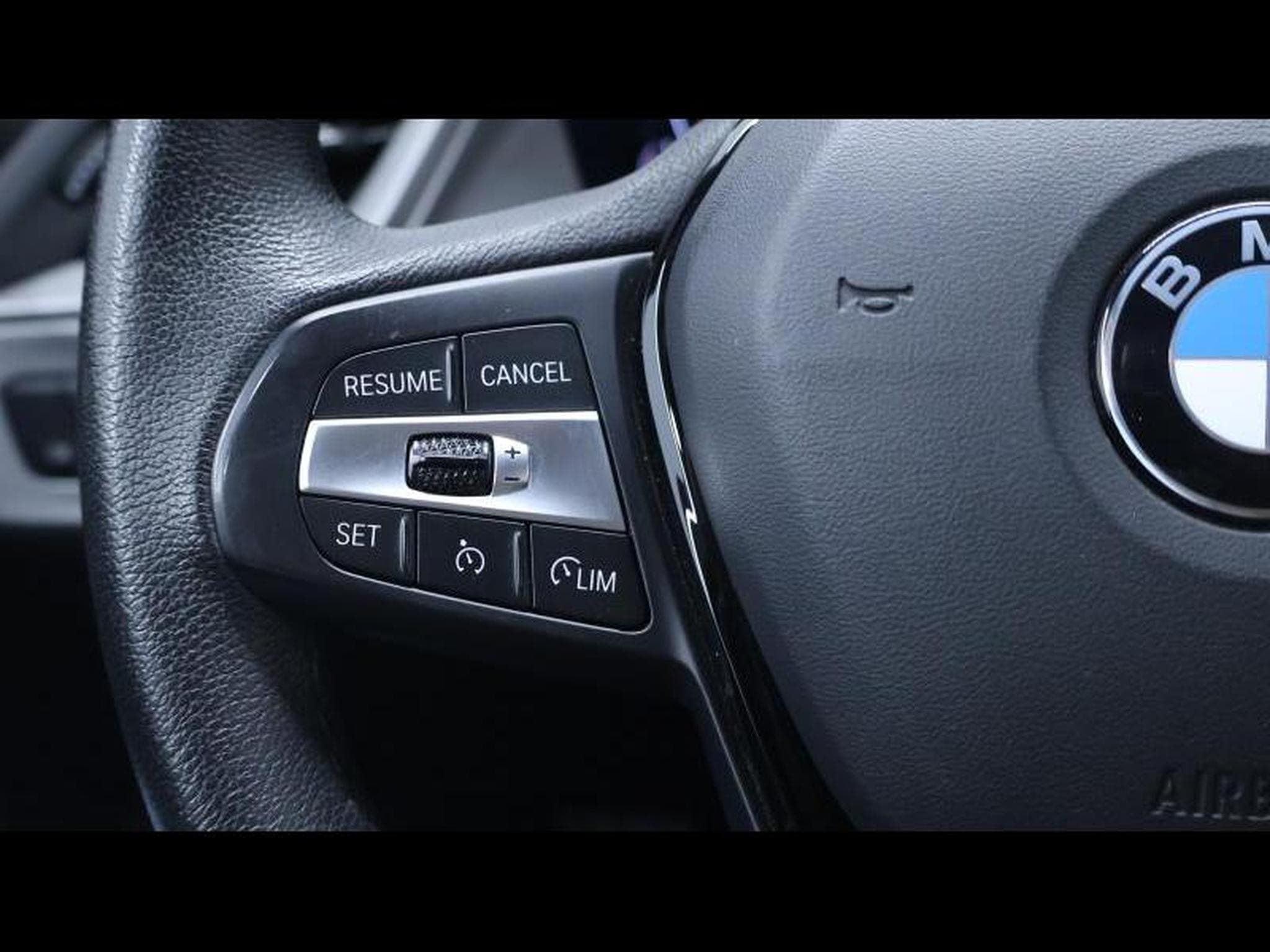 BMW 118 i 136cv Hatch Steptronic Advantage (2023) - Photo 17