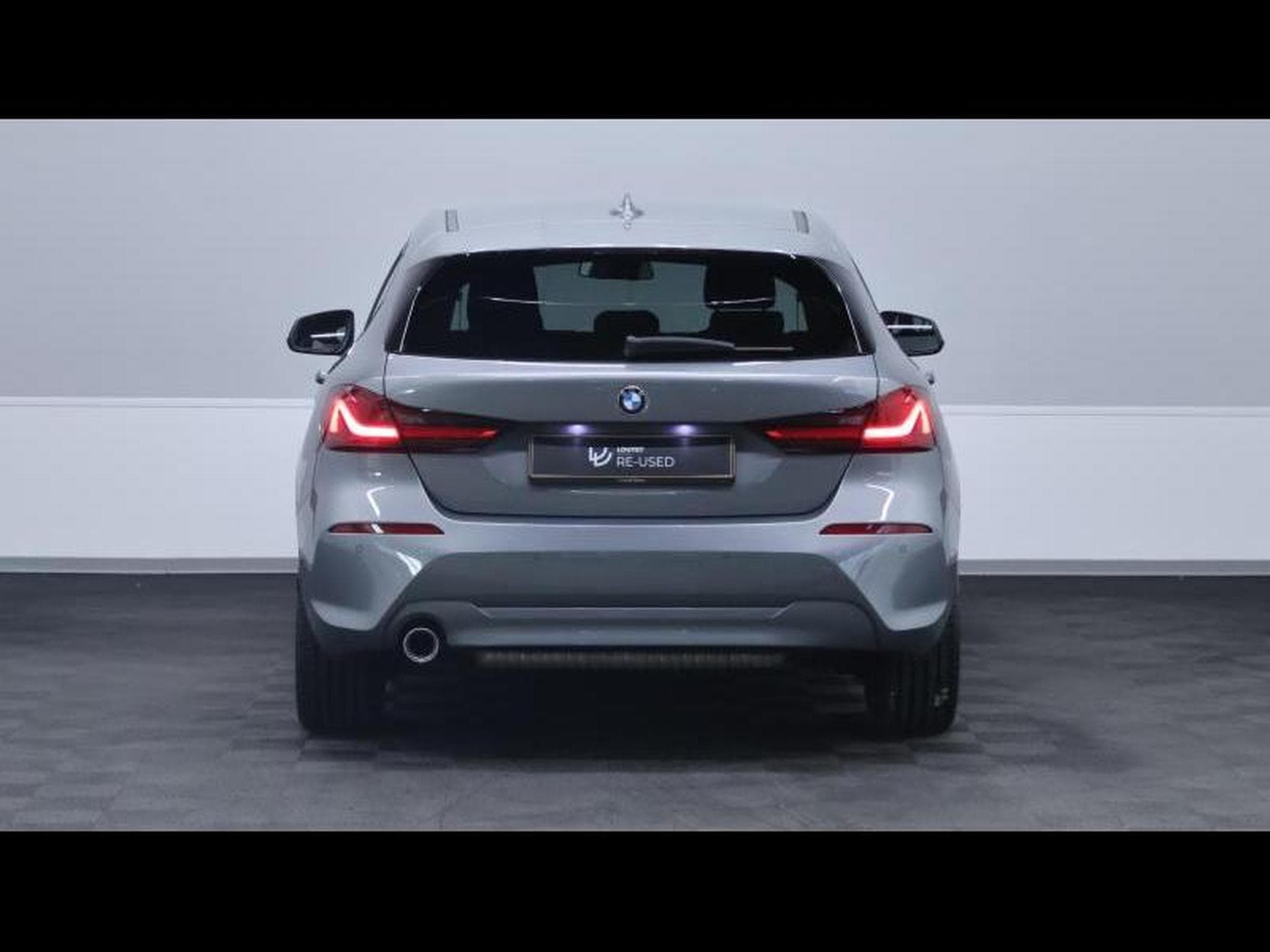 BMW 118 i 136cv Hatch Steptronic Advantage (2023) - Photo 6