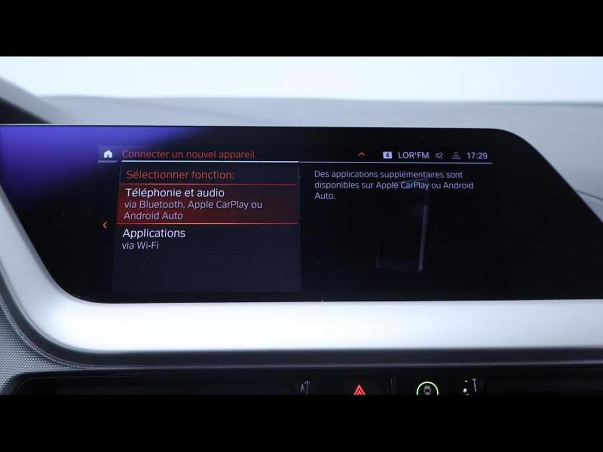 BMW 116 i steptronic hatch Advantage (2024) - Photo 23