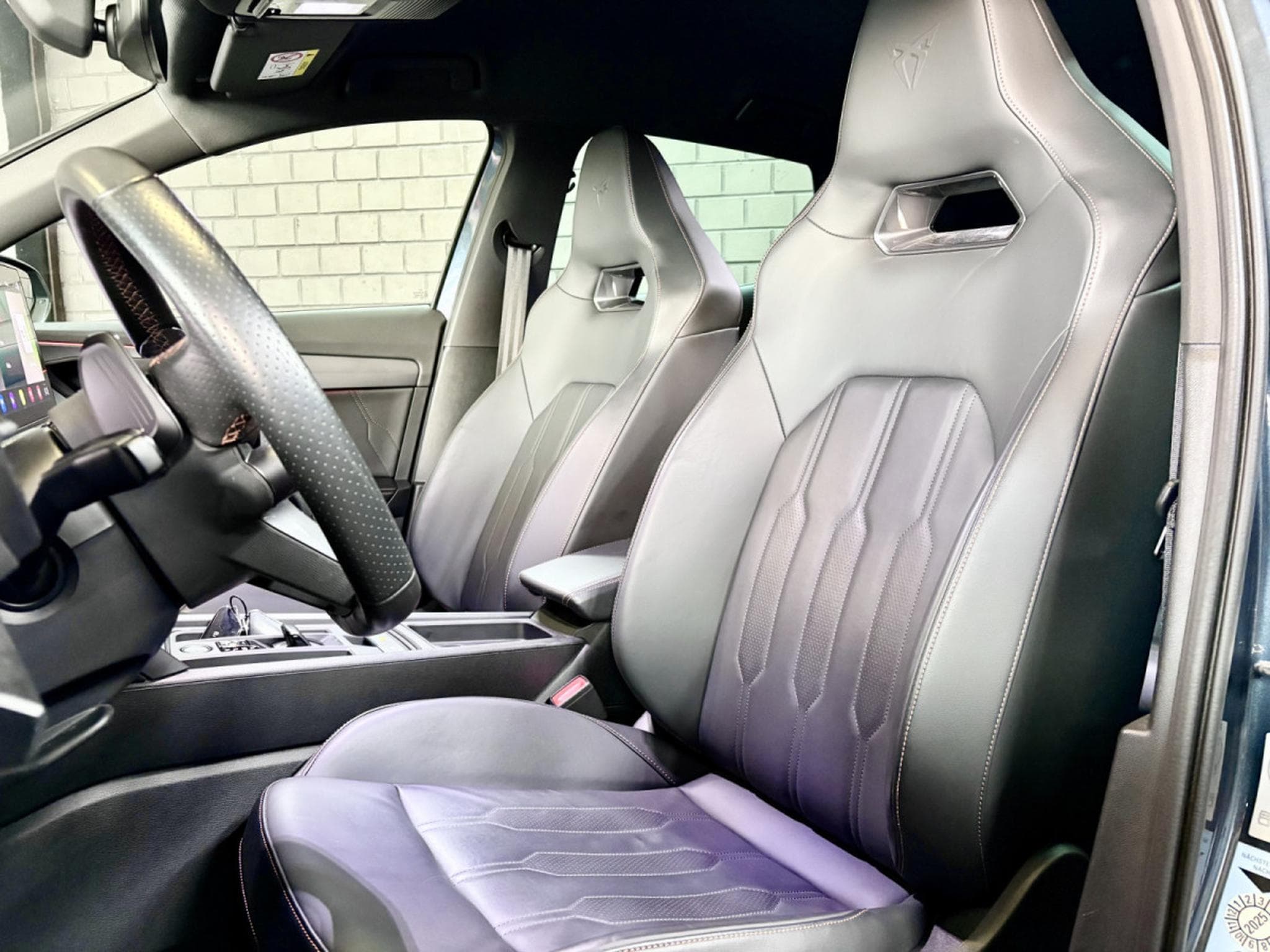 Cupra Formentor VZ 245CV PHEV eHybrid DSG6 * VSS * CUIR** 360° * PANO* ATTEL (2023) - Photo 7