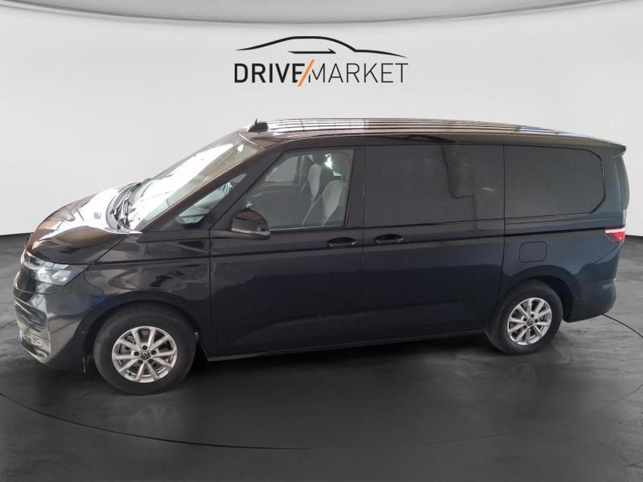 VW T7 Life LONG (2026) - Photo 18