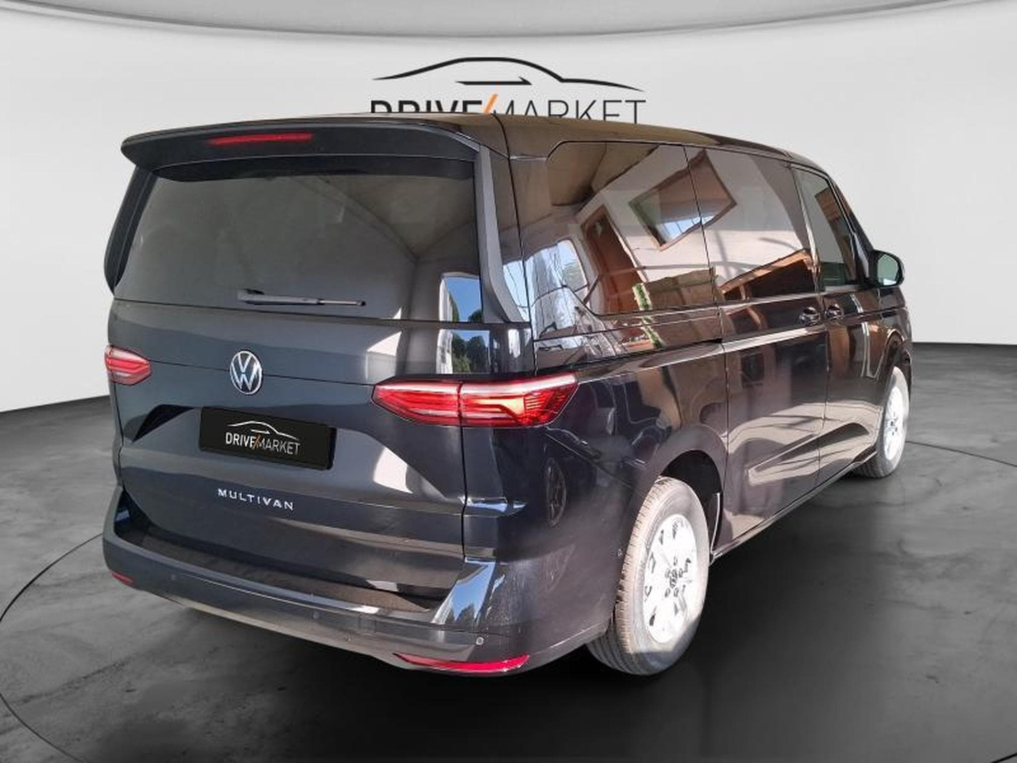 VW T7 Life LONG (2026) - Photo 21