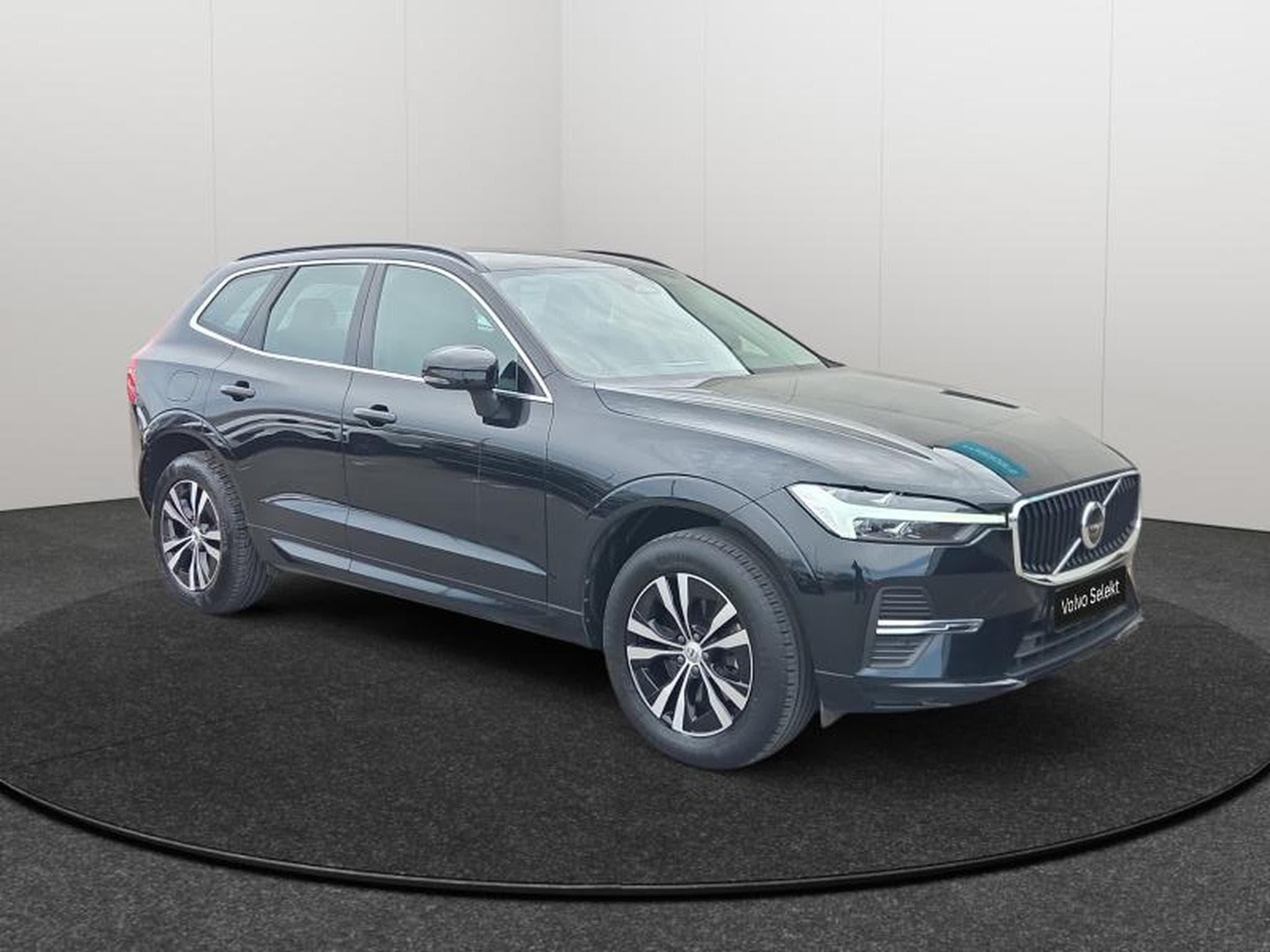 Volvo XC60 Core (2022) - Photo 27