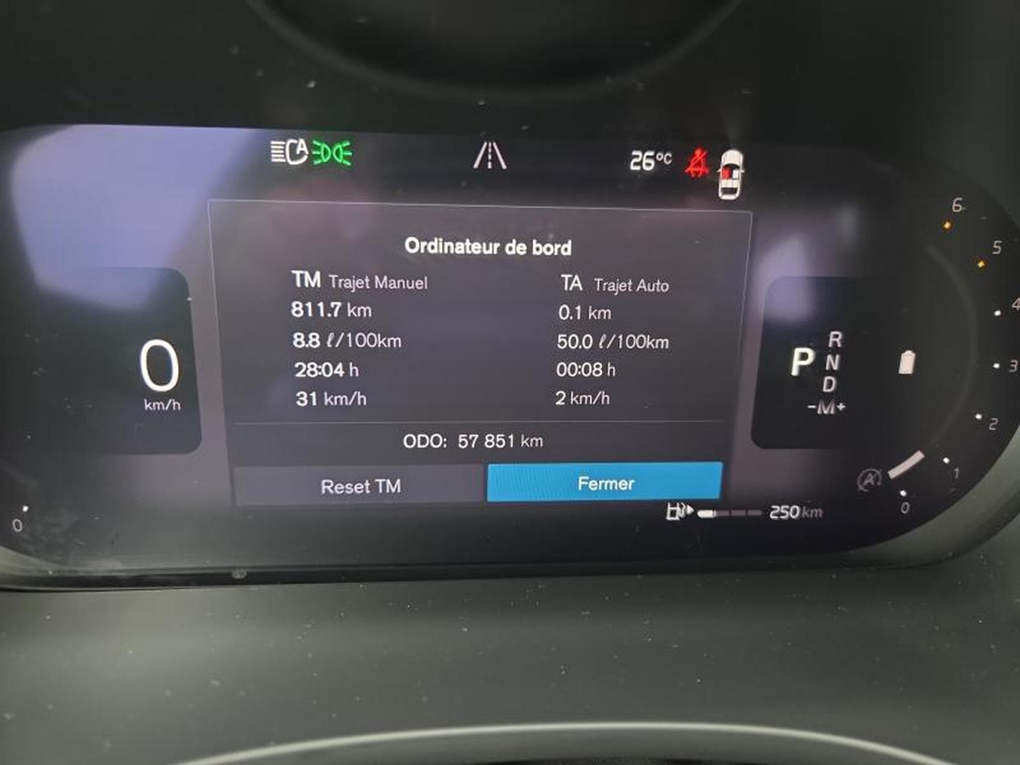 Volvo XC60 Core (2022) - Photo 38