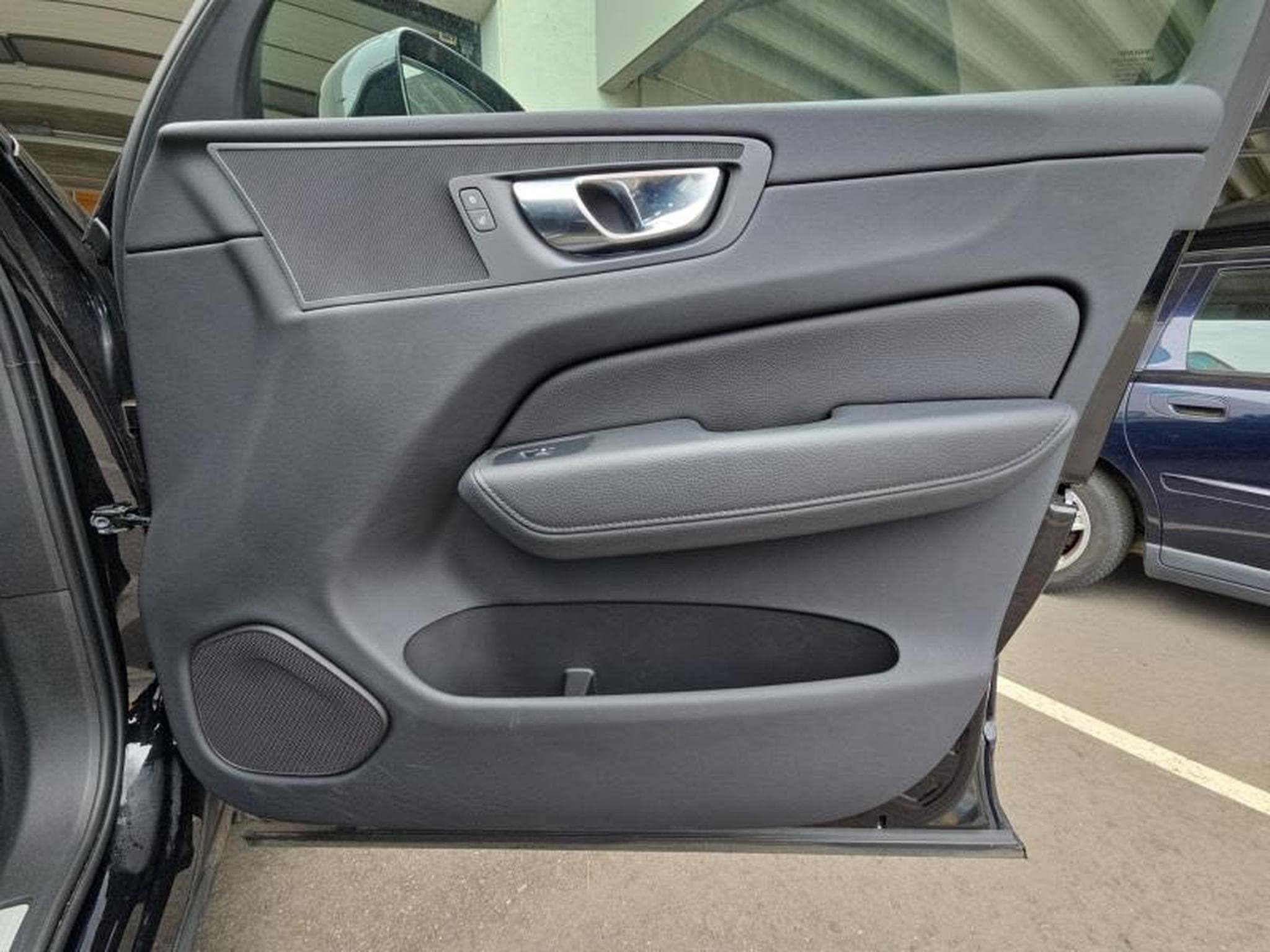 Volvo XC60 Core (2022) - Photo 41
