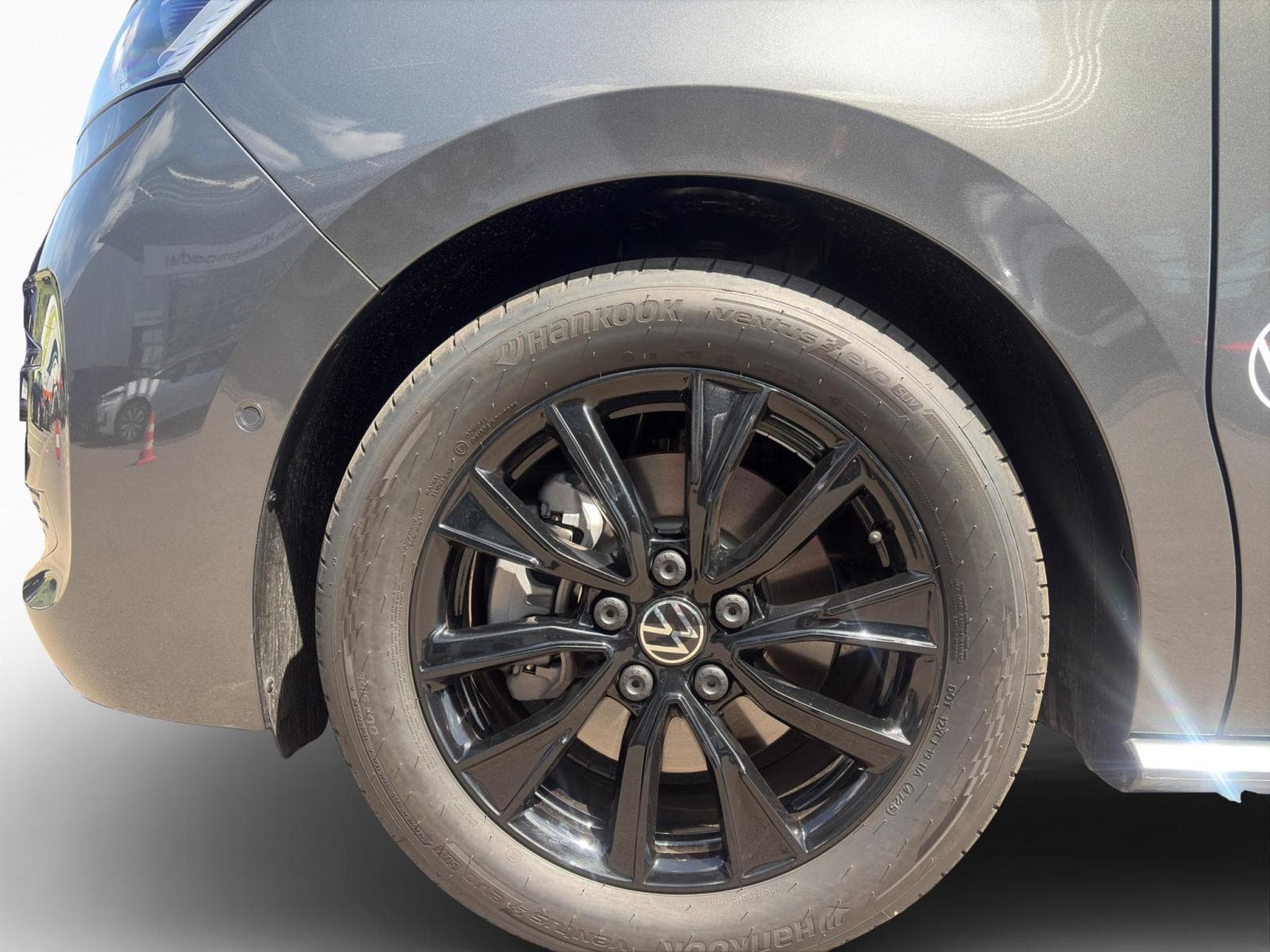 VW T7 Style (2026) - Photo 14