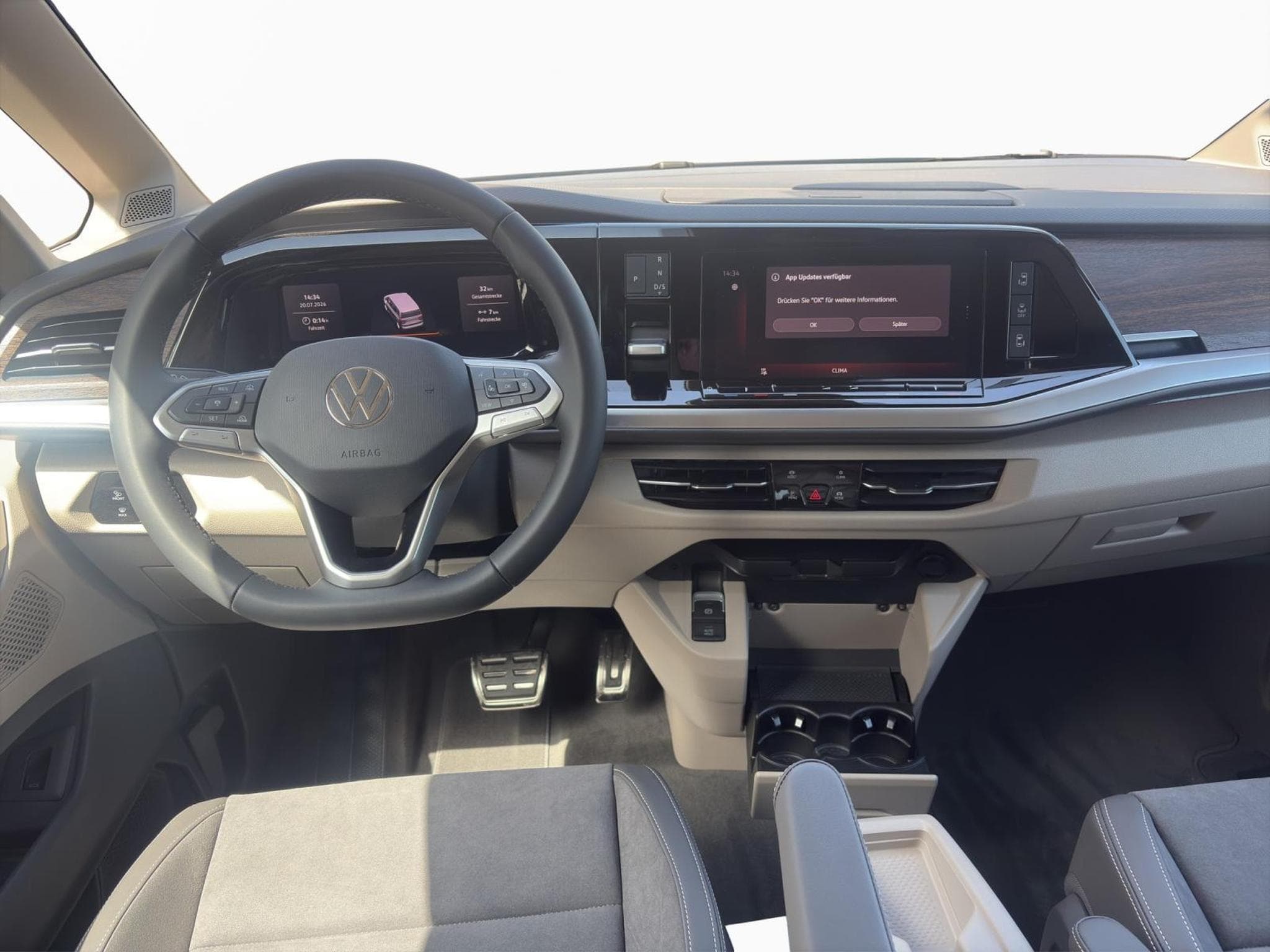 VW T7 Style (2026) - Photo 8