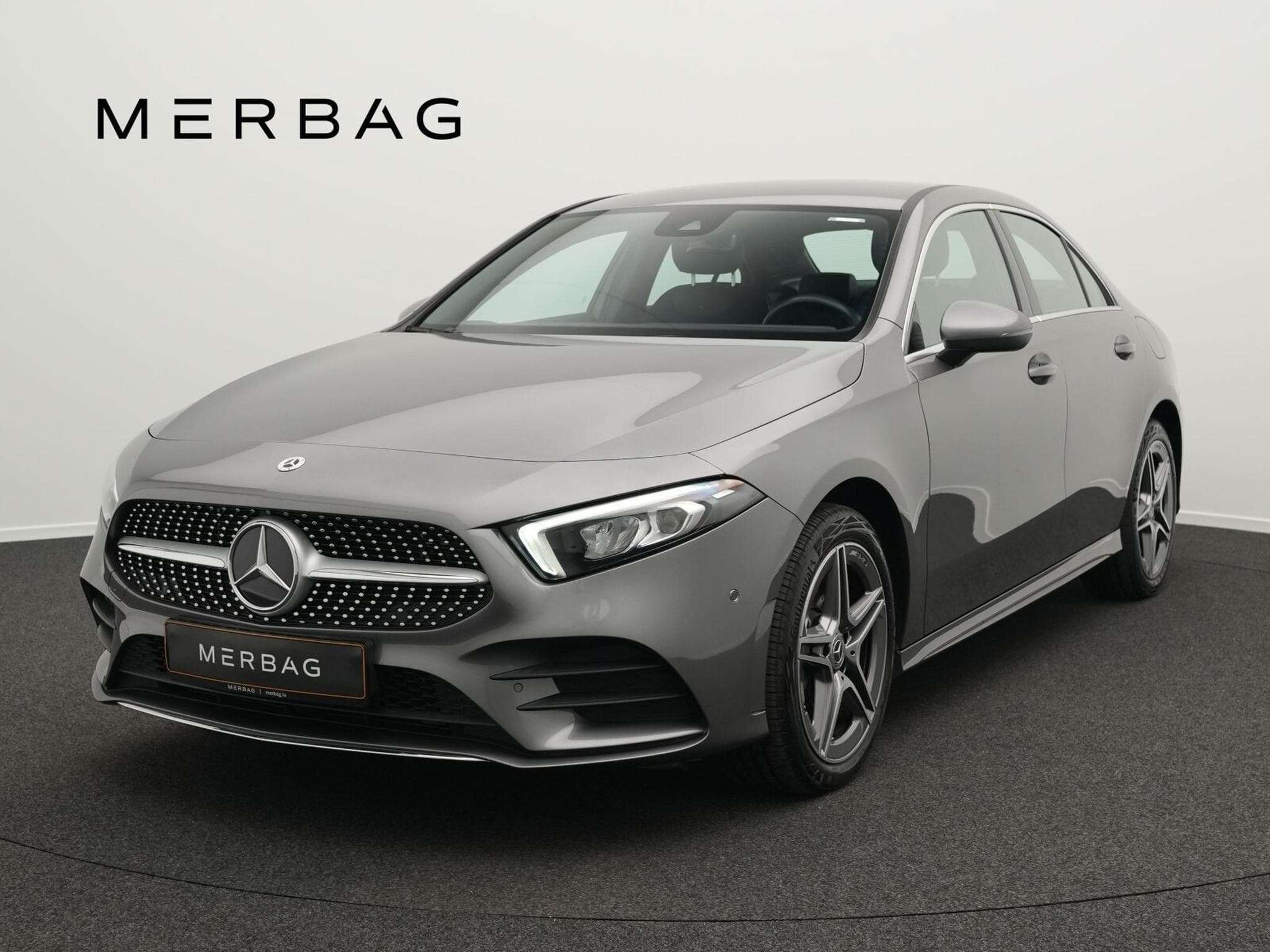 Mercedes A 250 e AMG-Line Lim LED+Kamera+18"+AHK (2022) - Photo 1