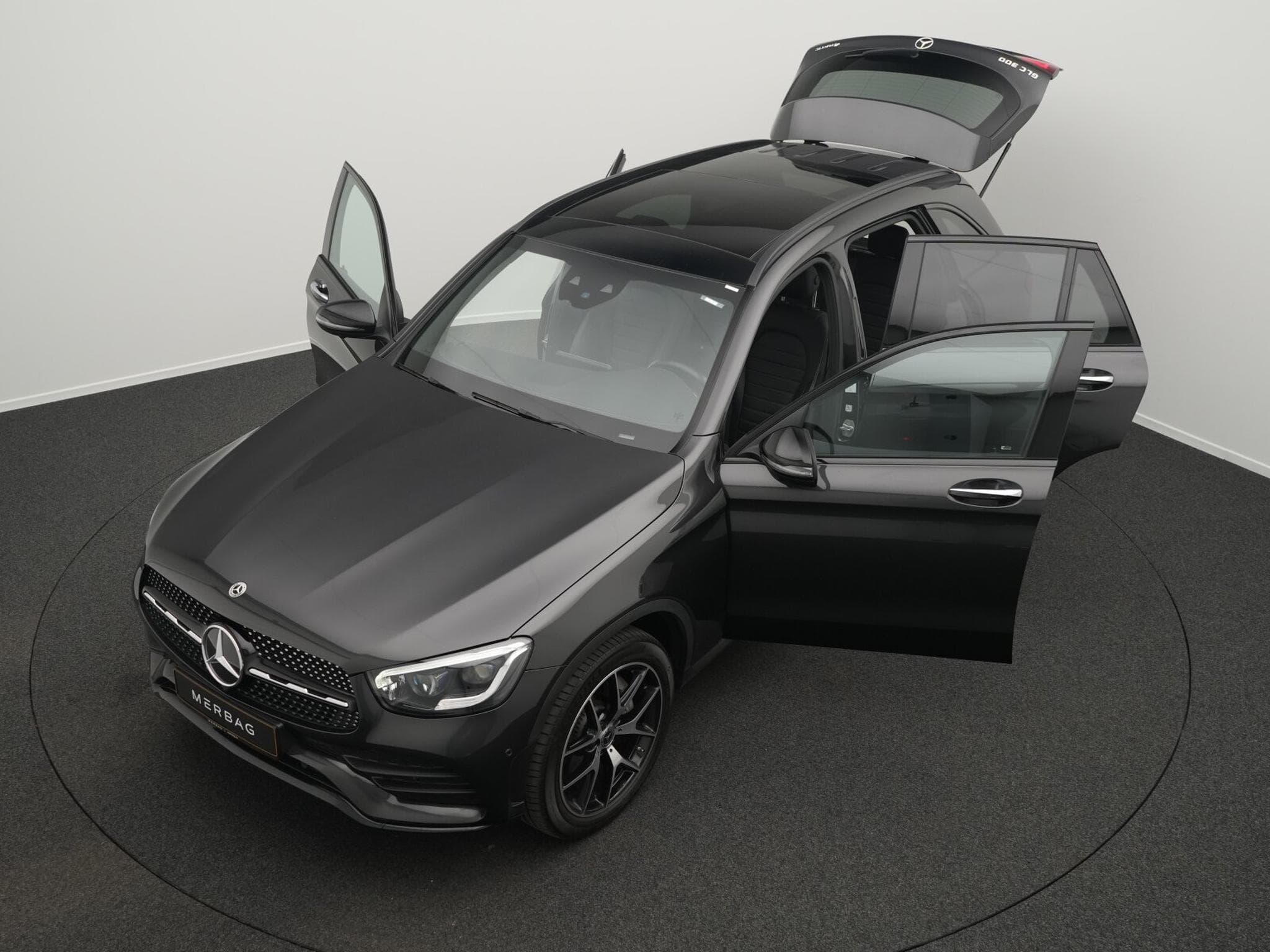Mercedes GLC 300 4MATIC (2020) - Photo 12