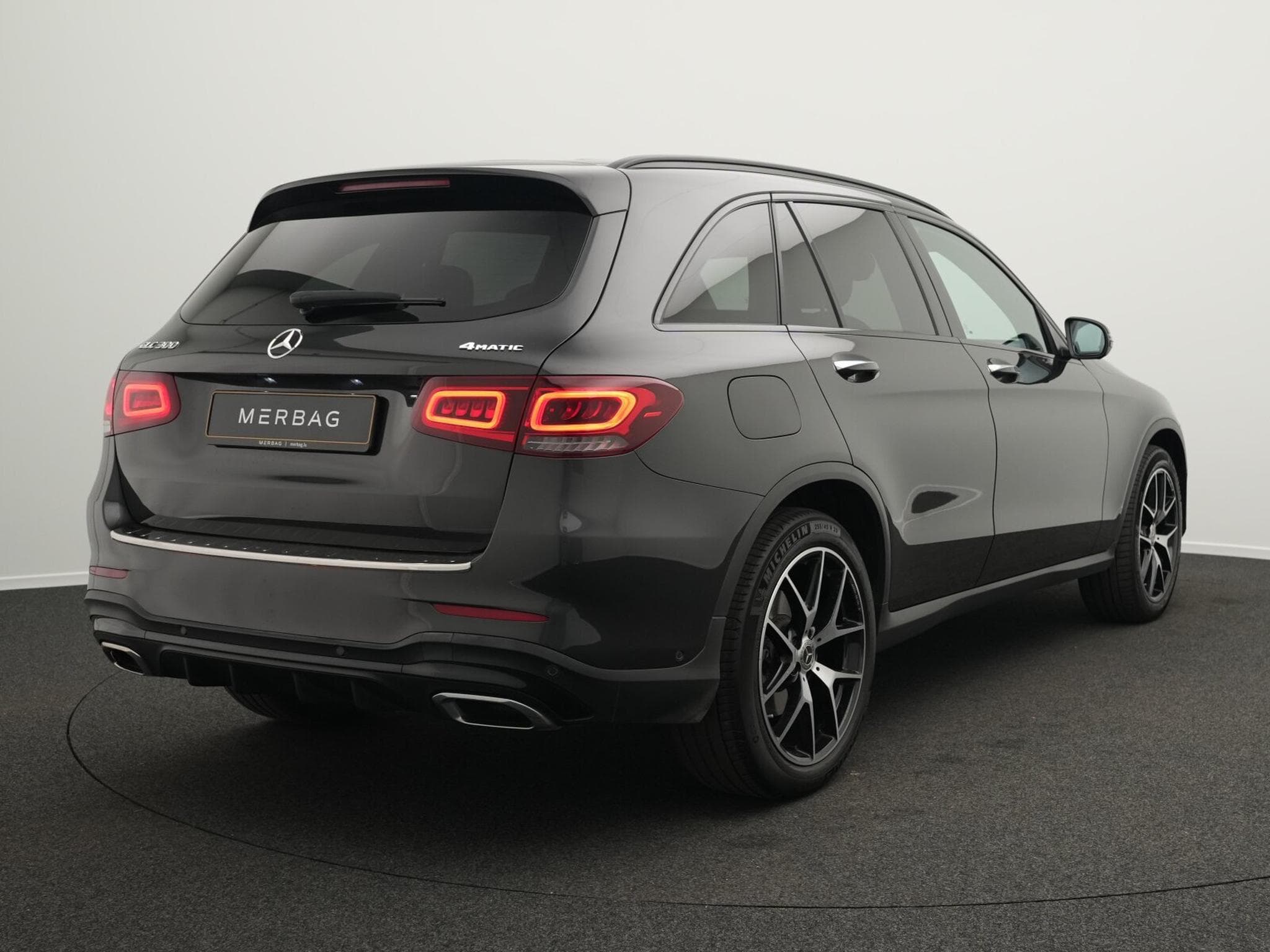 Mercedes GLC 300 4MATIC (2020) - Photo 3