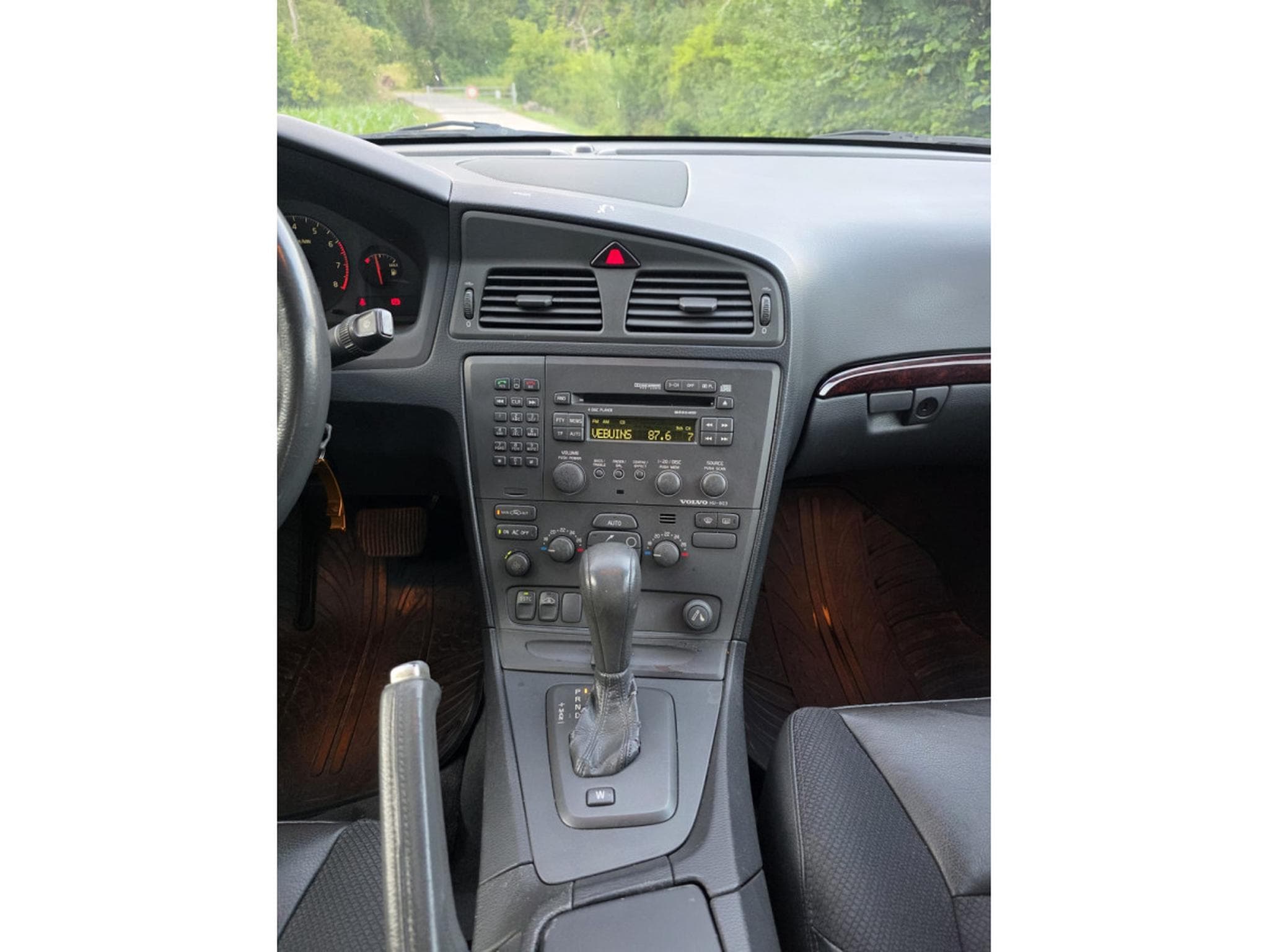 Volvo S60 2.4T AWD Aut. (2002) - Photo 8