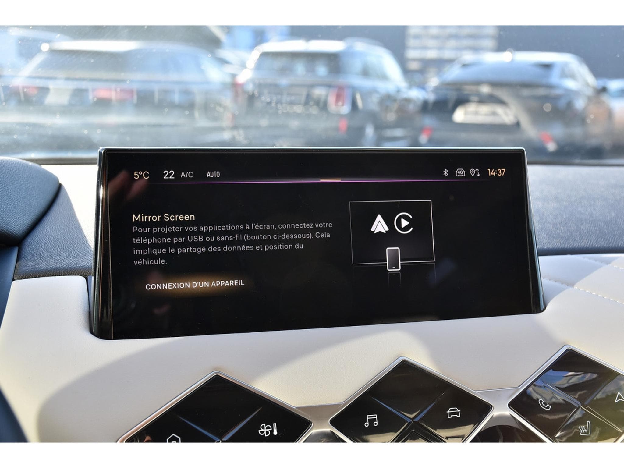 DS Automobiles DS3 1.2 PureTech EAT8 Rivoli CUIR GPS CAM LANE SIDE FOCAL 1°MAIN (2023) - Photo 12