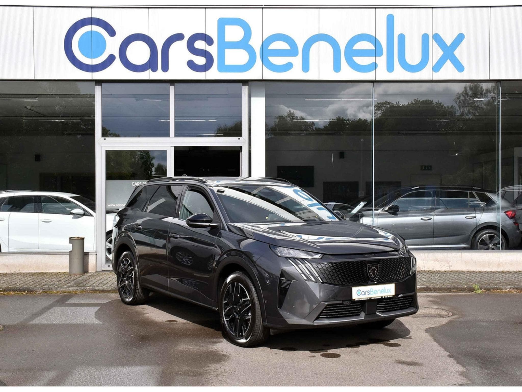 Peugeot 5008 Hybrid 145 Allure e-DCS6 ACC CAM360 JA19 NEUF (2026) - Photo 1