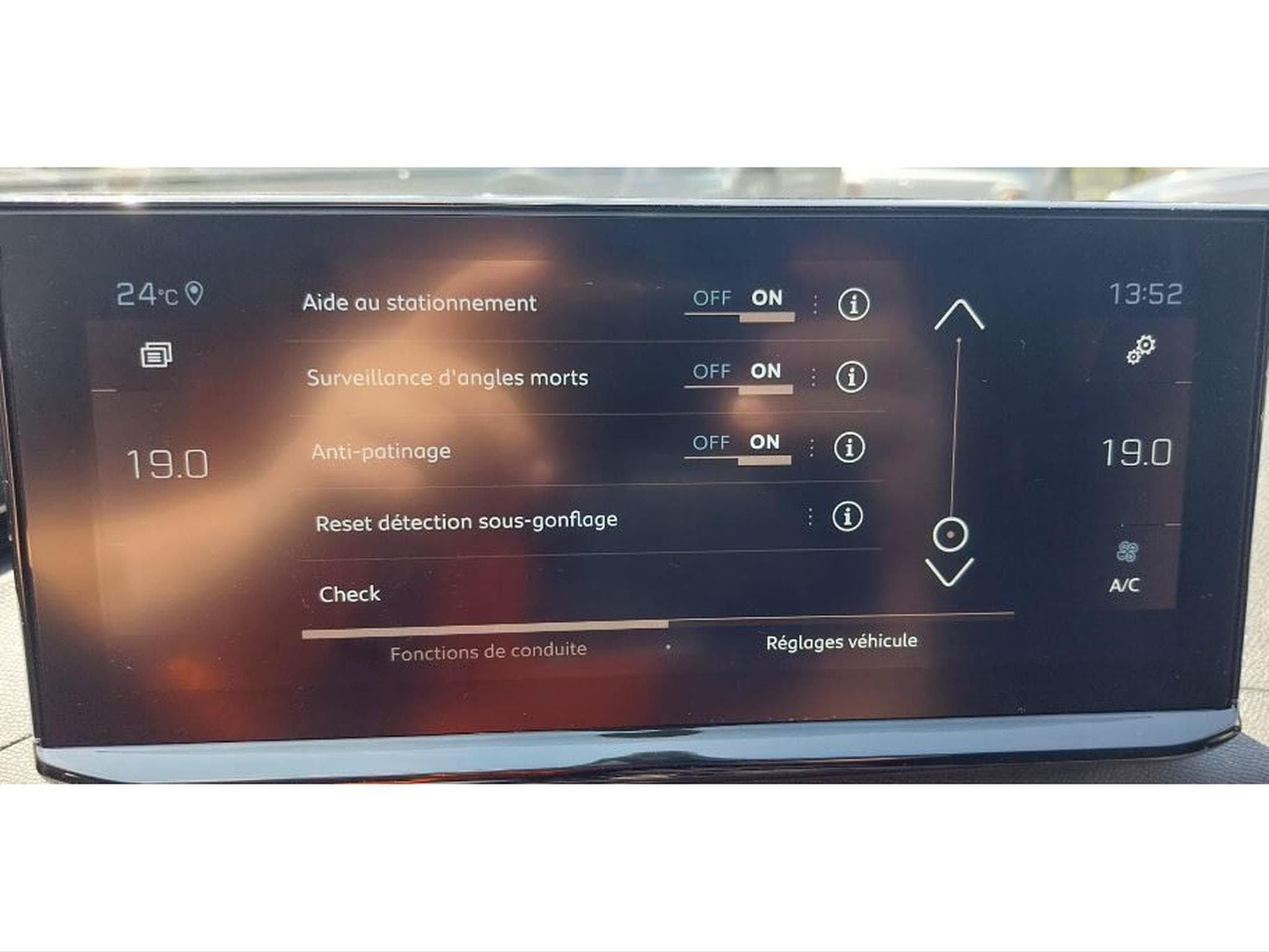 Peugeot 5008 1.2 puretech 131 GT-LINE EAT8 (2024) - Photo 16