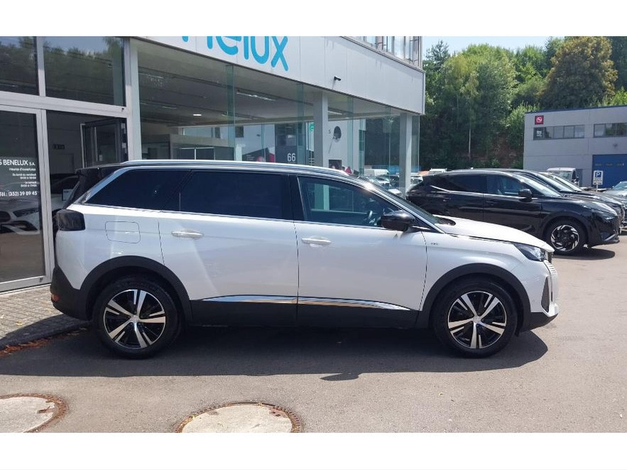 Peugeot 5008 1.2 puretech 131 GT-LINE EAT8 (2024) - Photo 2