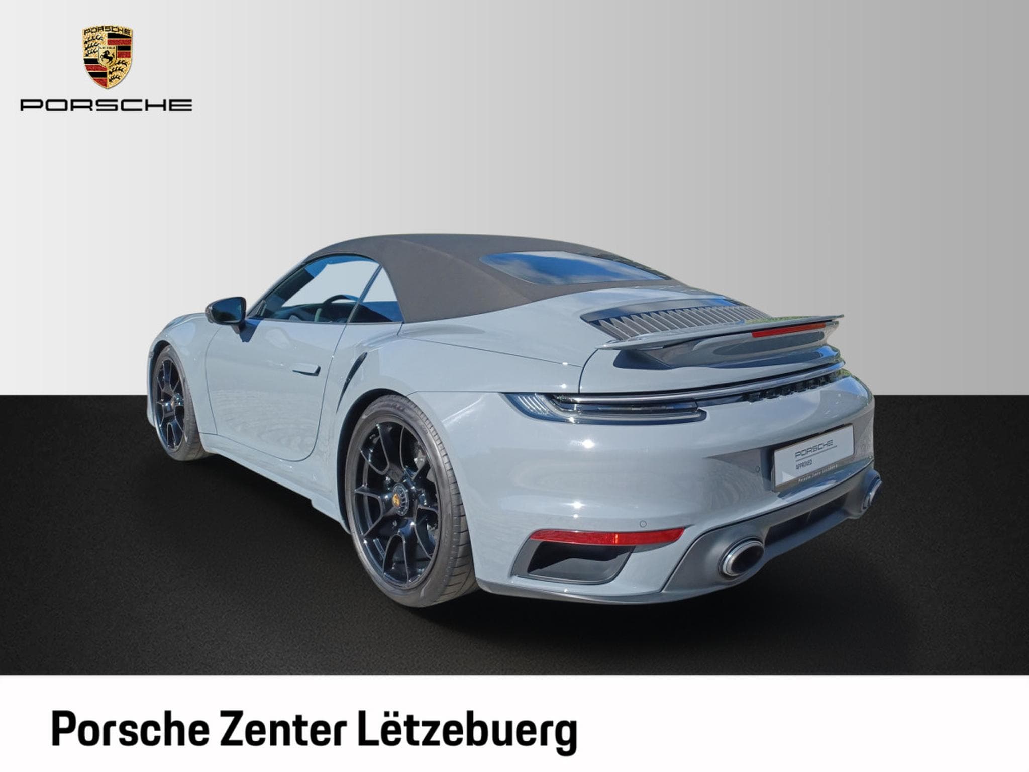 Porsche 911 Turbo S Cabriolet (2023) - Photo 3