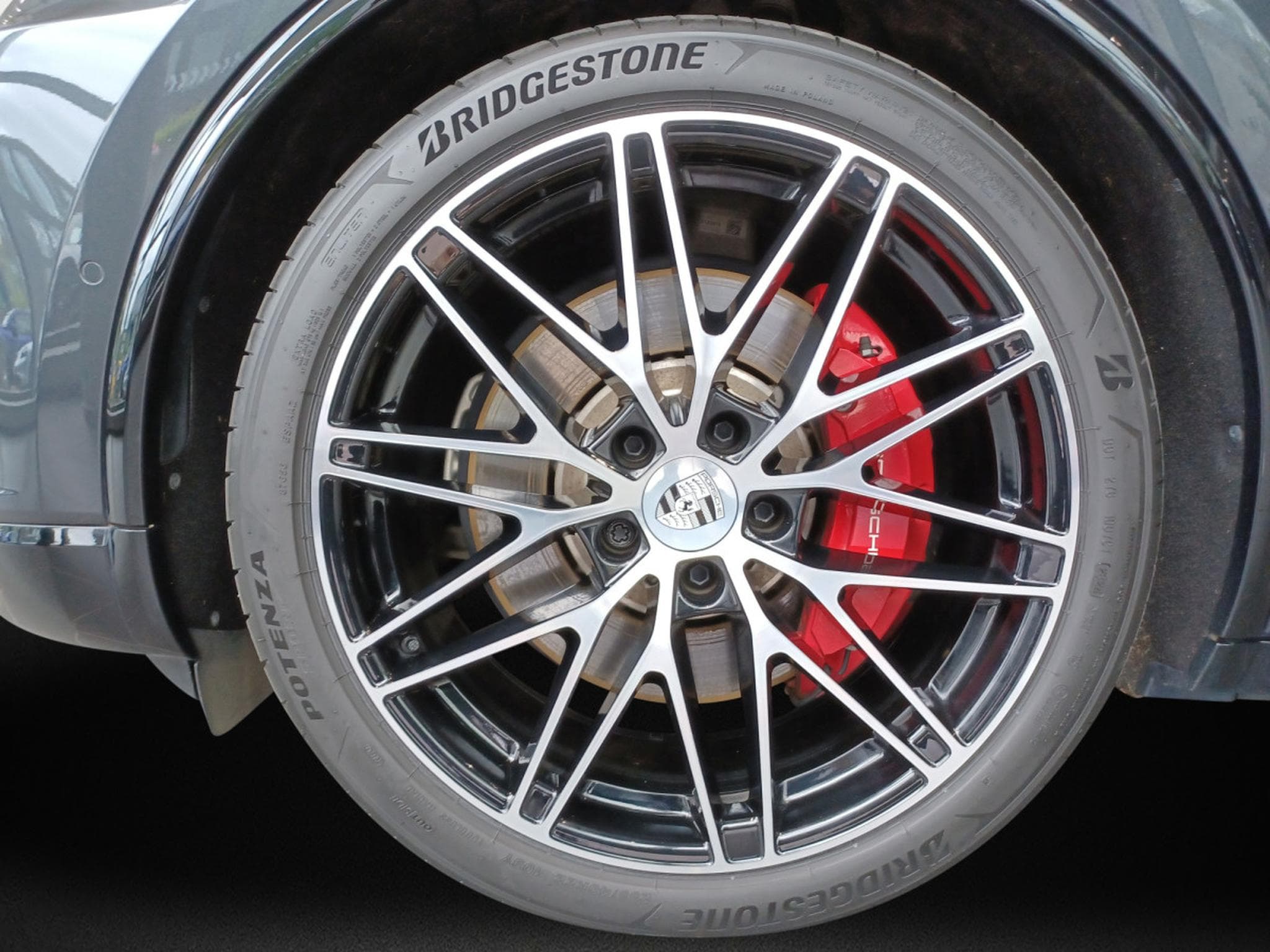 Porsche Macan Turbo (2024) - Photo 7