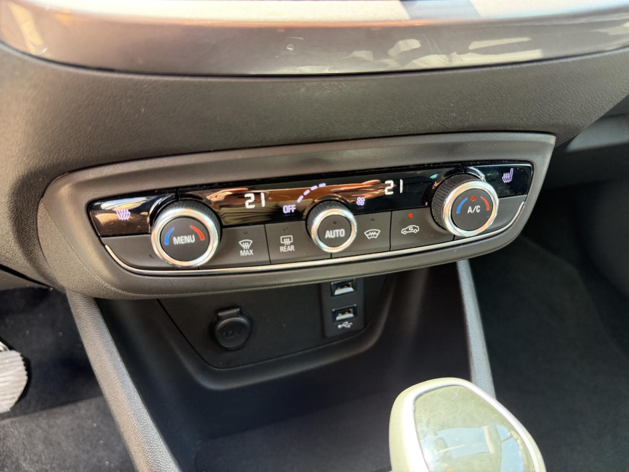 Opel Crossland 130 Innovation Auto. (2020) - Photo 18