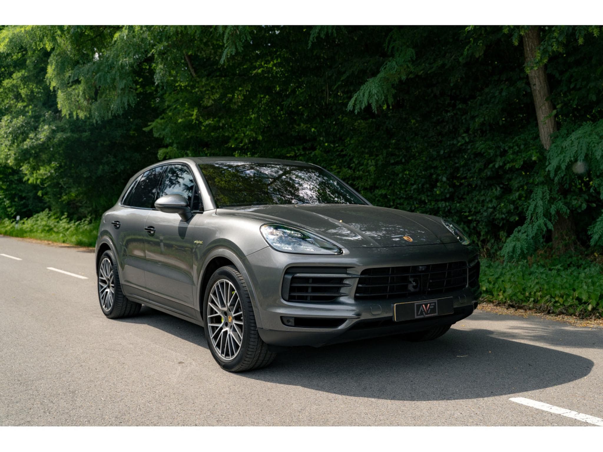 Porsche Cayenne E HYBRID (2021) - Photo 2