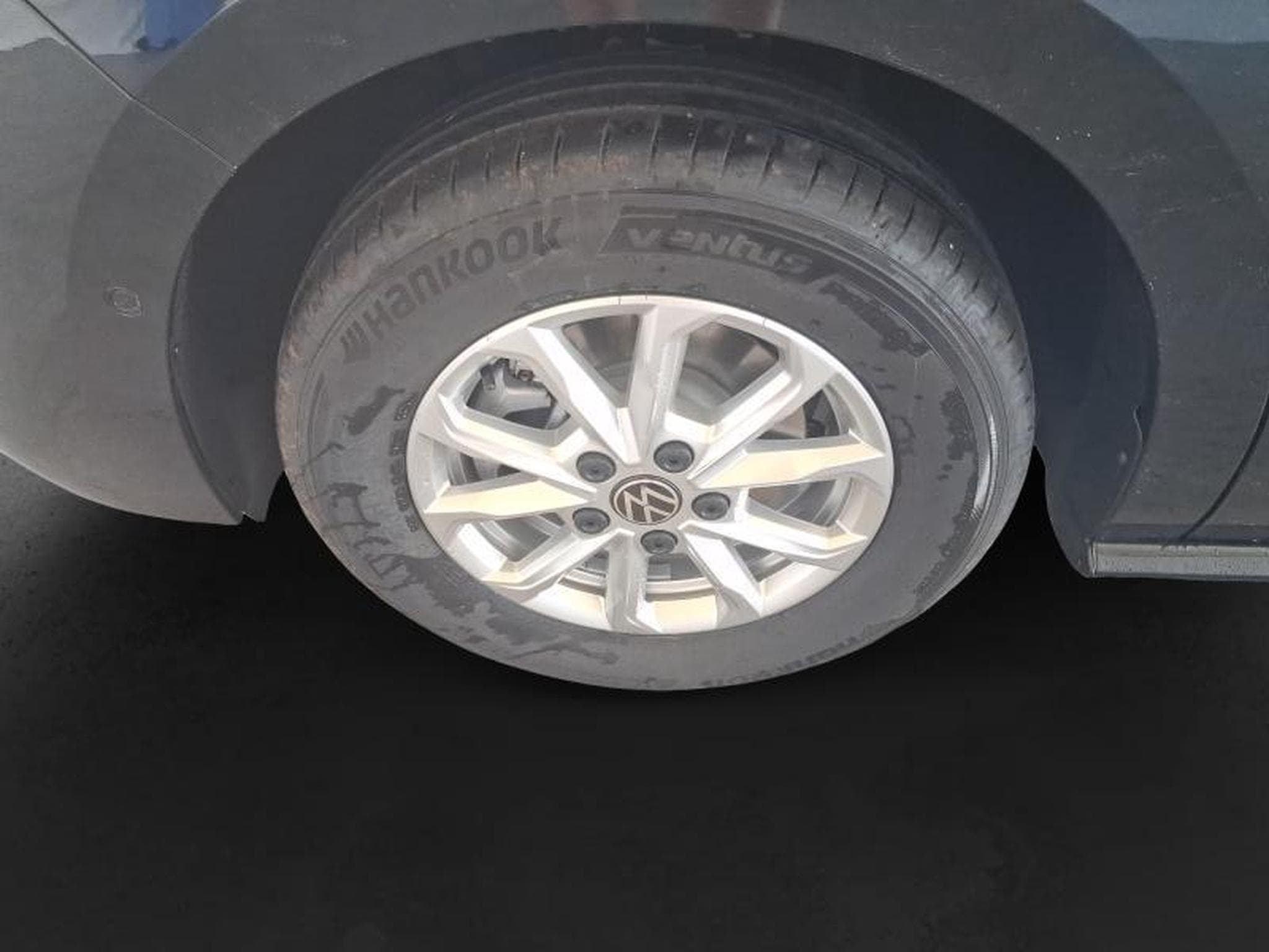 VW T7 Life LONG (2026) - Photo 23
