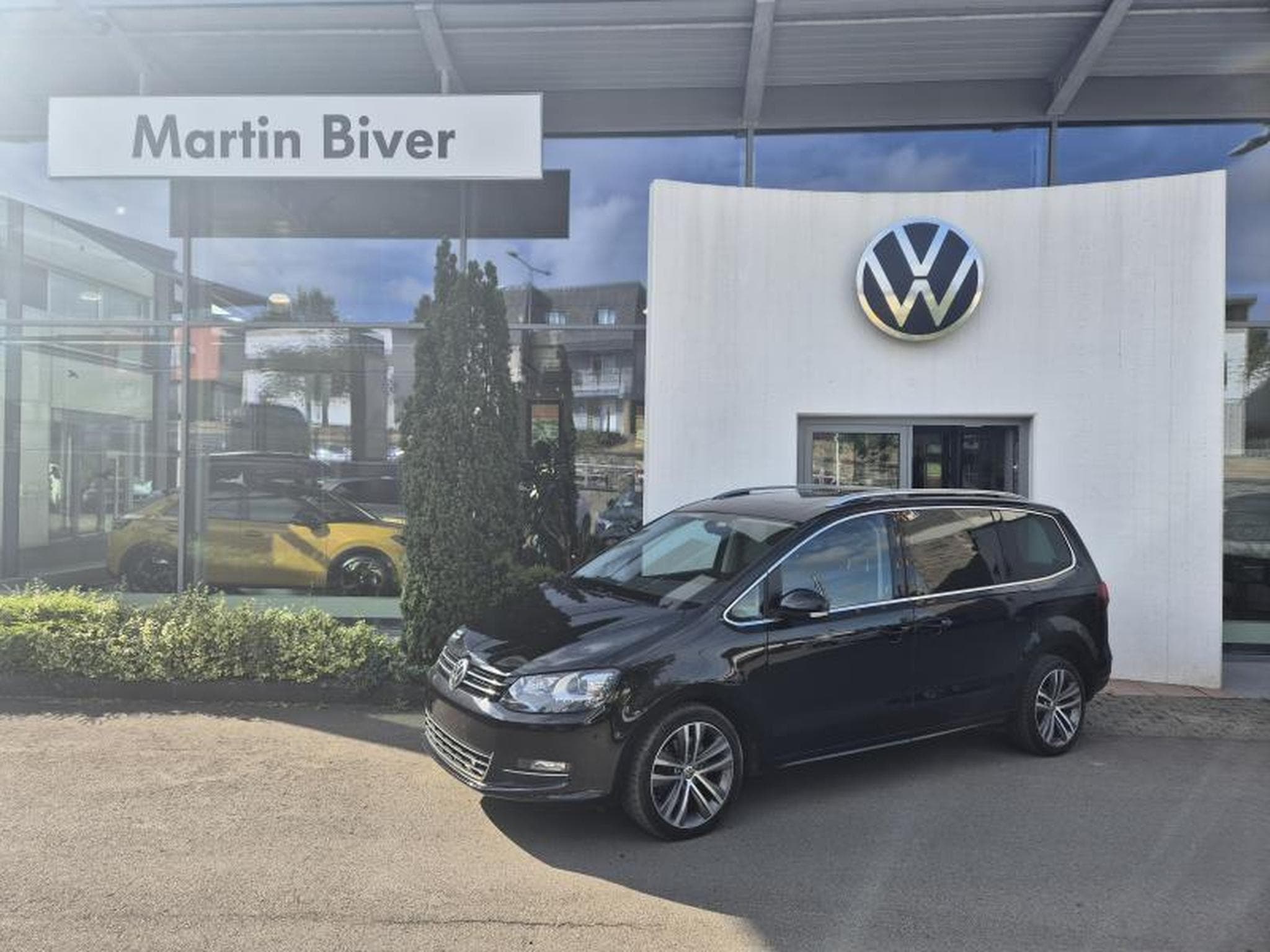 VW Sharan Highline (2017) - Photo 1