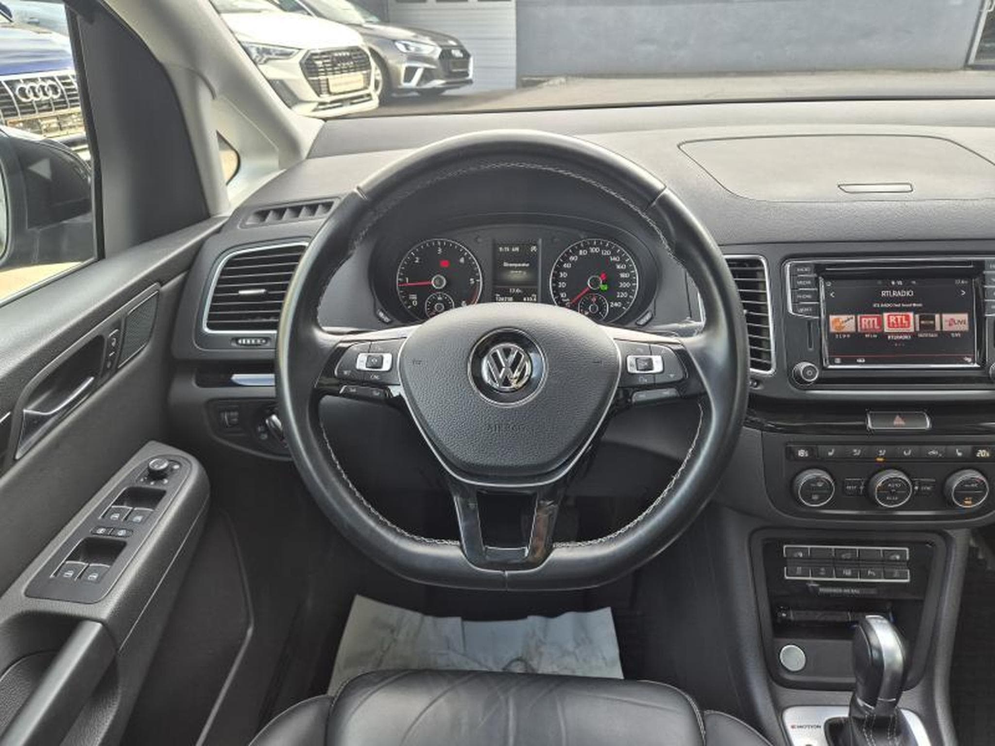 VW Sharan Highline (2017) - Photo 5