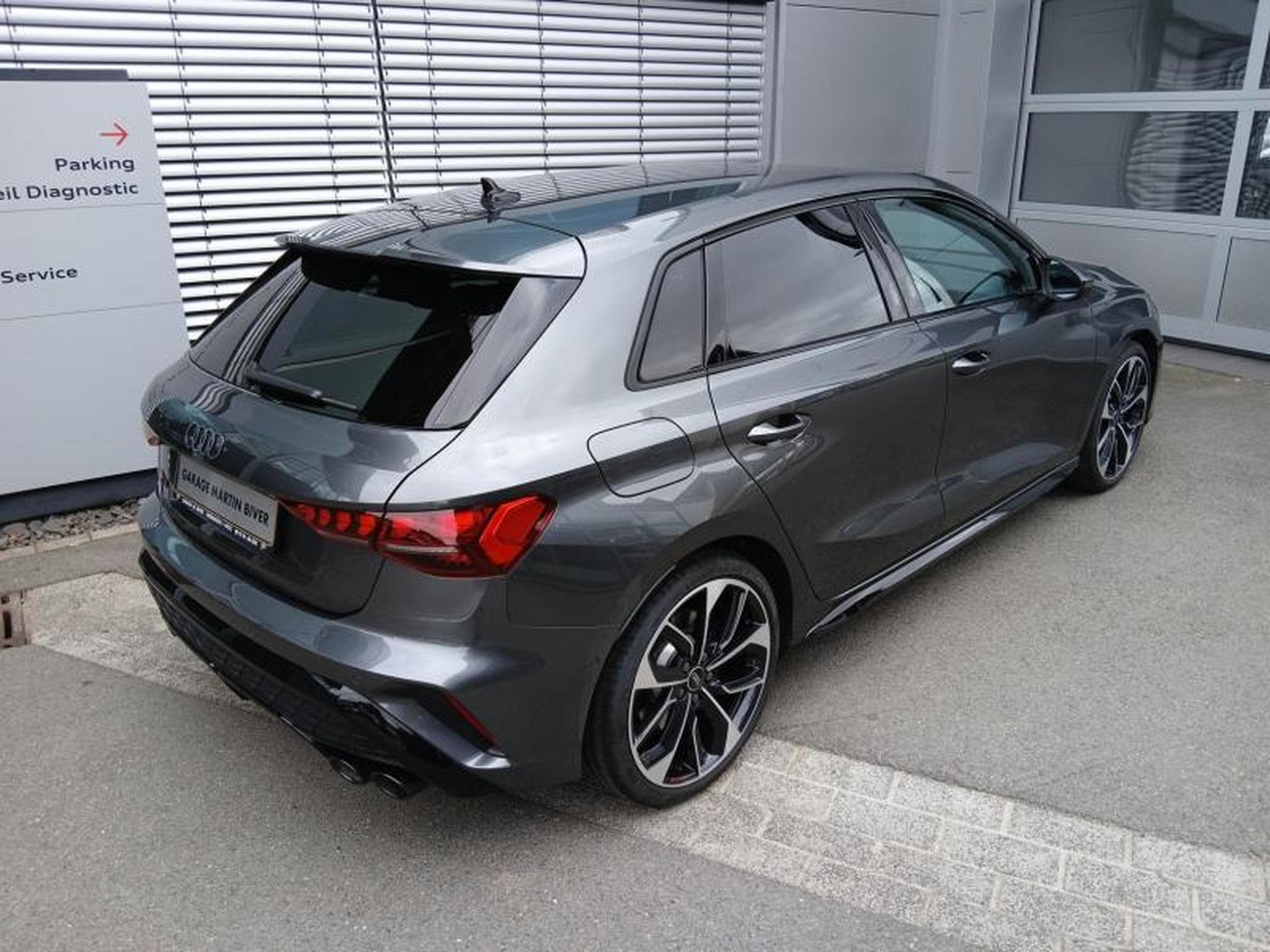 Audi S3 Sportback TFSI quattro s-tronic (2025) - Photo 4
