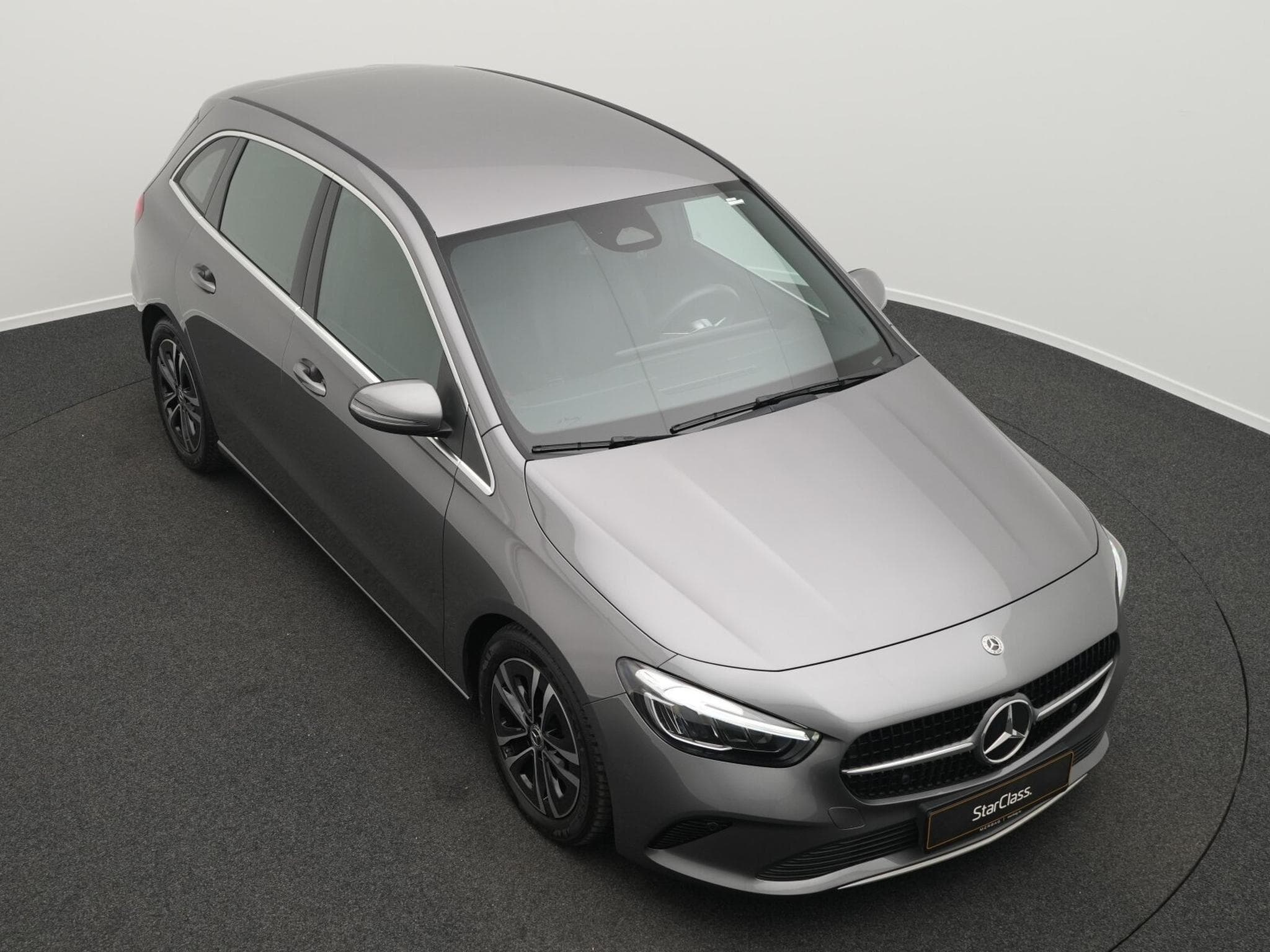 Mercedes B 180 d LED+Kamera+Apple+MBUX (2025) - Photo 10