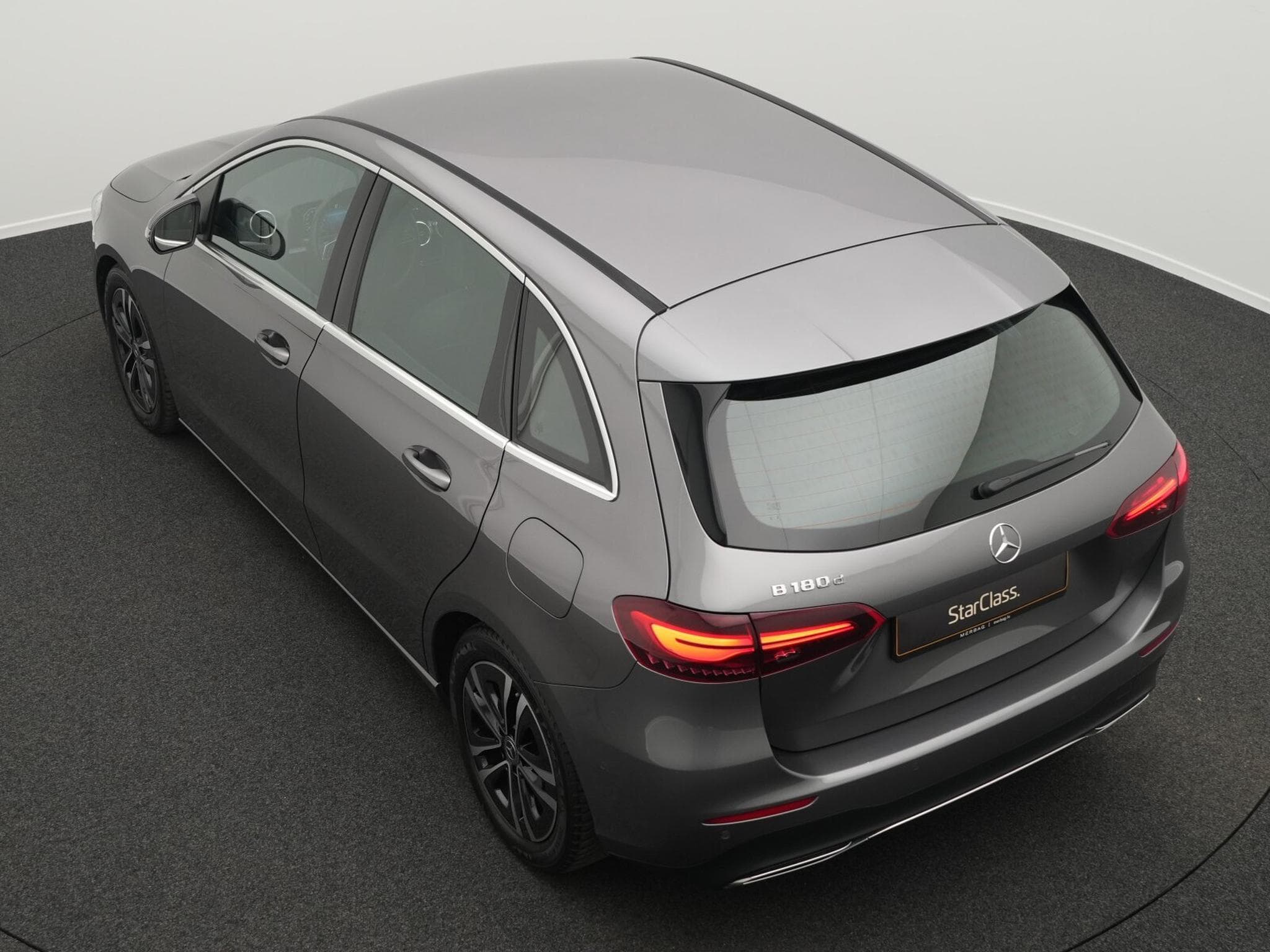 Mercedes B 180 d LED+Kamera+Apple+MBUX (2025) - Photo 11