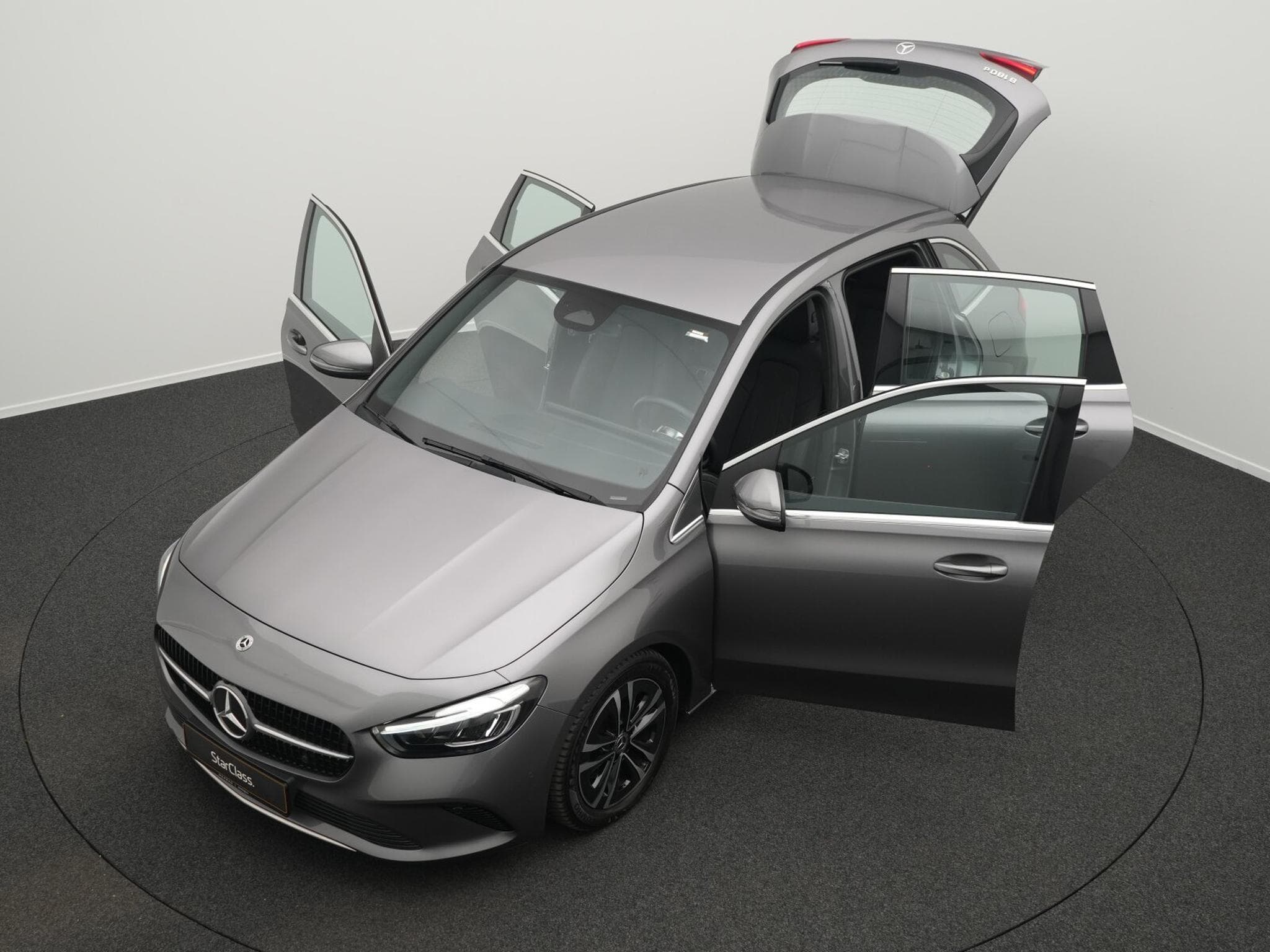 Mercedes B 180 d LED+Kamera+Apple+MBUX (2025) - Photo 12