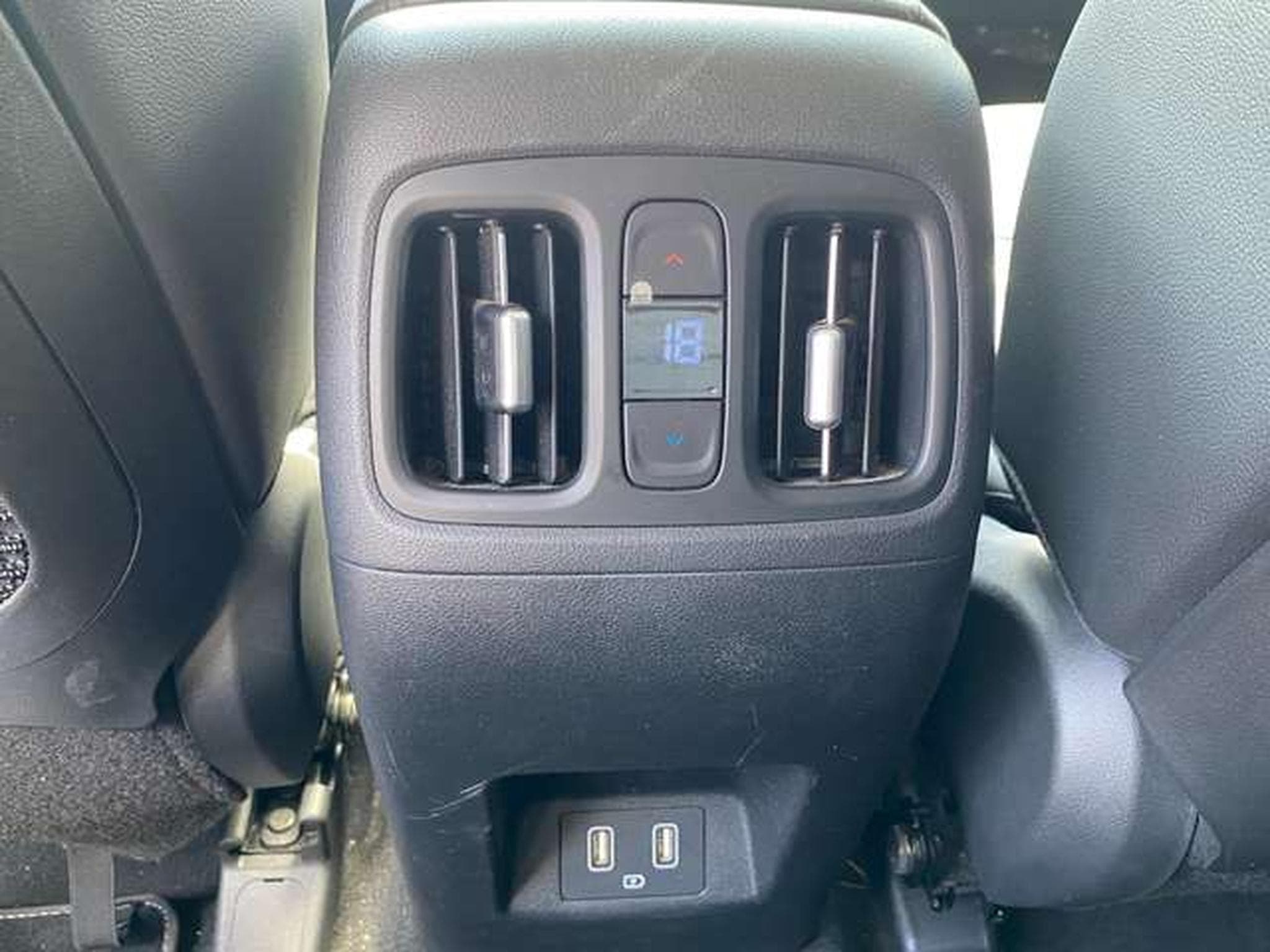 Hyundai TUCSON TUCSON 1.6 T-GDi 48V-Hybrid 2WD DCT Prime (2021) - Photo 17