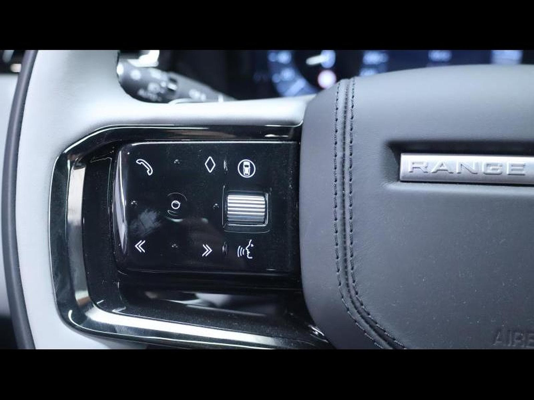 Land-Rover Range Rover Velar D200 Dynamic SE AWD Auto (2026) - Photo 17