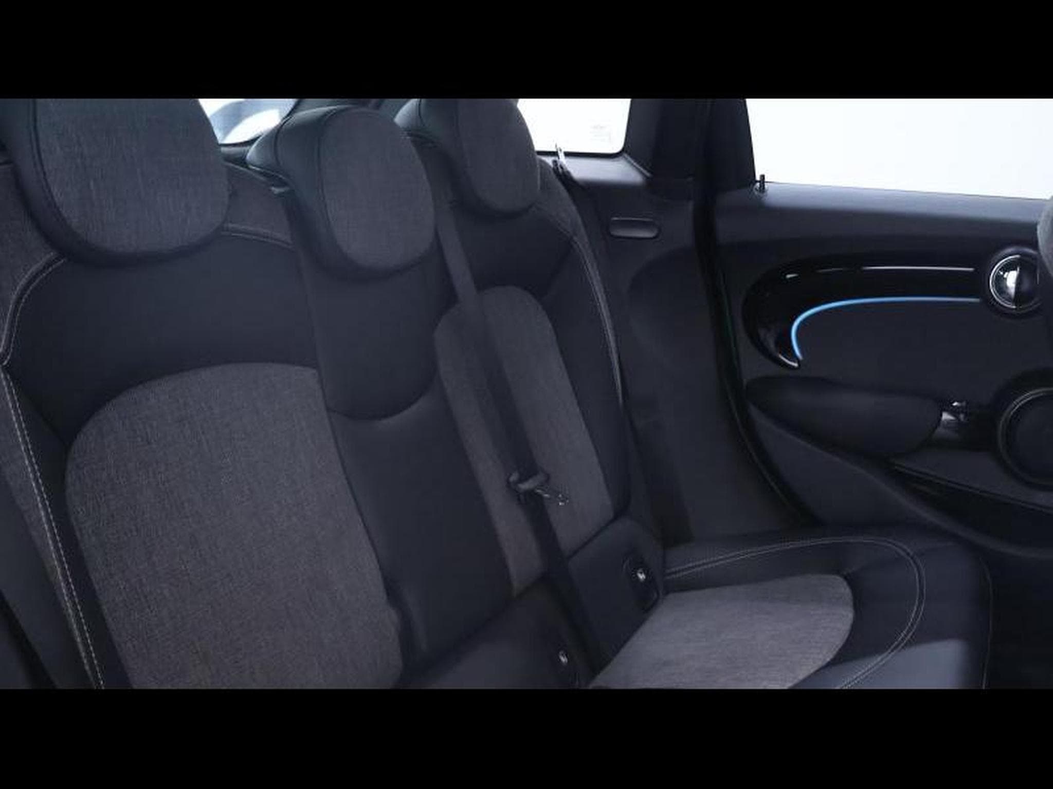 MINI Cooper 102cv hatch steptronic (2022) - Photo 14