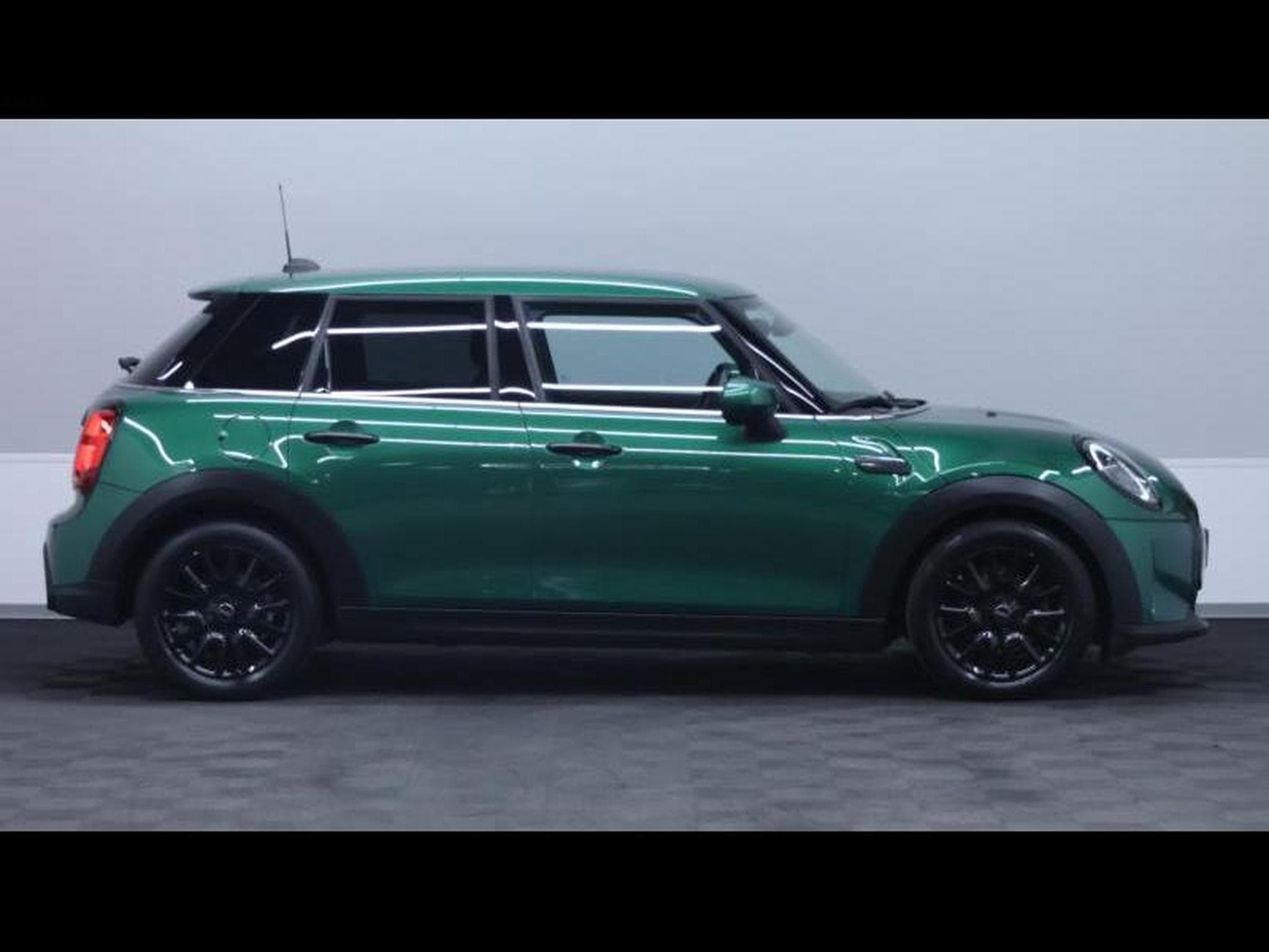 MINI Cooper 102cv hatch steptronic (2022) - Photo 4